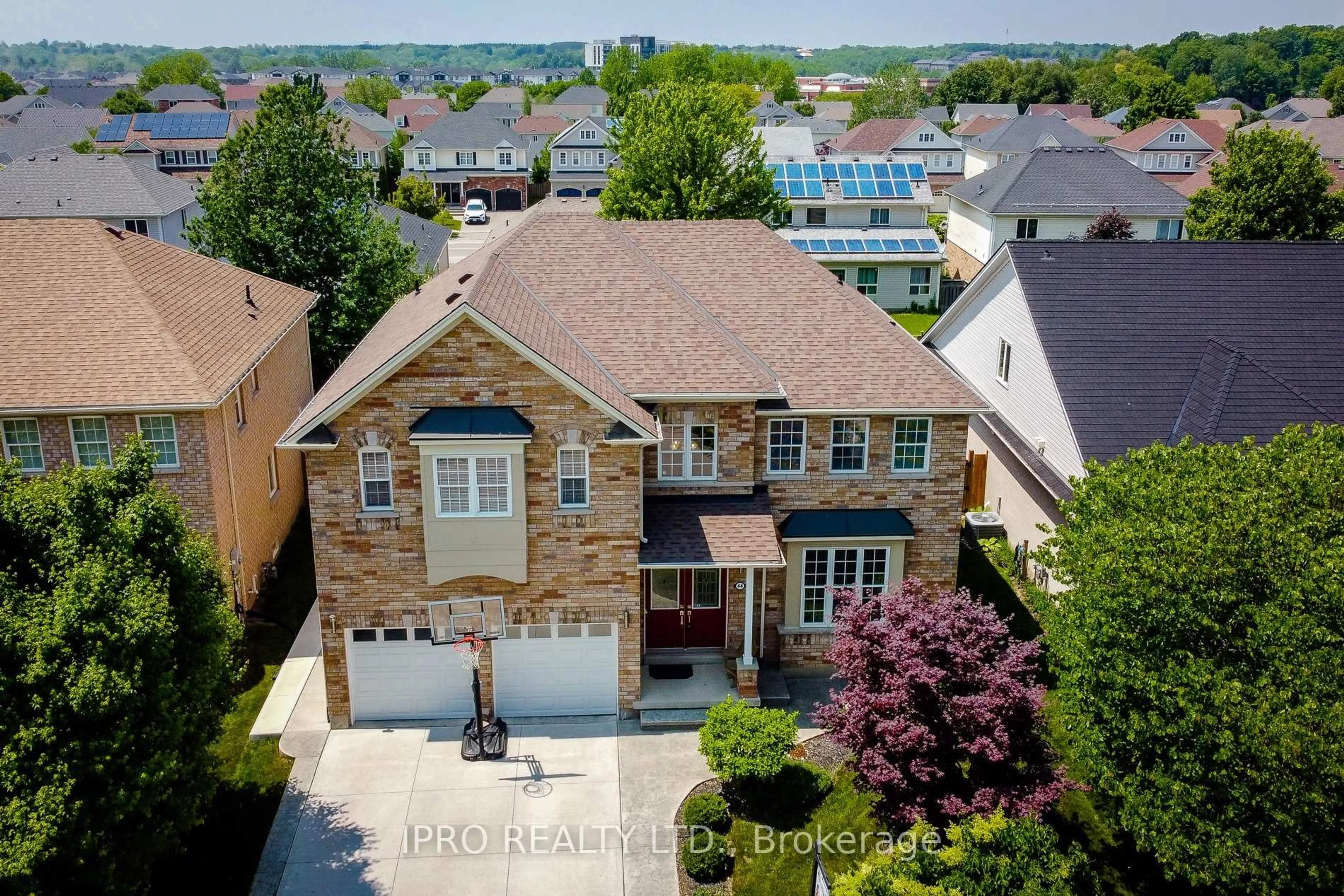 A pic from outside/outdoor area/front of a property/back of a property/a pic from drone, street for 44 Webb Ave, Brantford Ontario N3T 6S6
