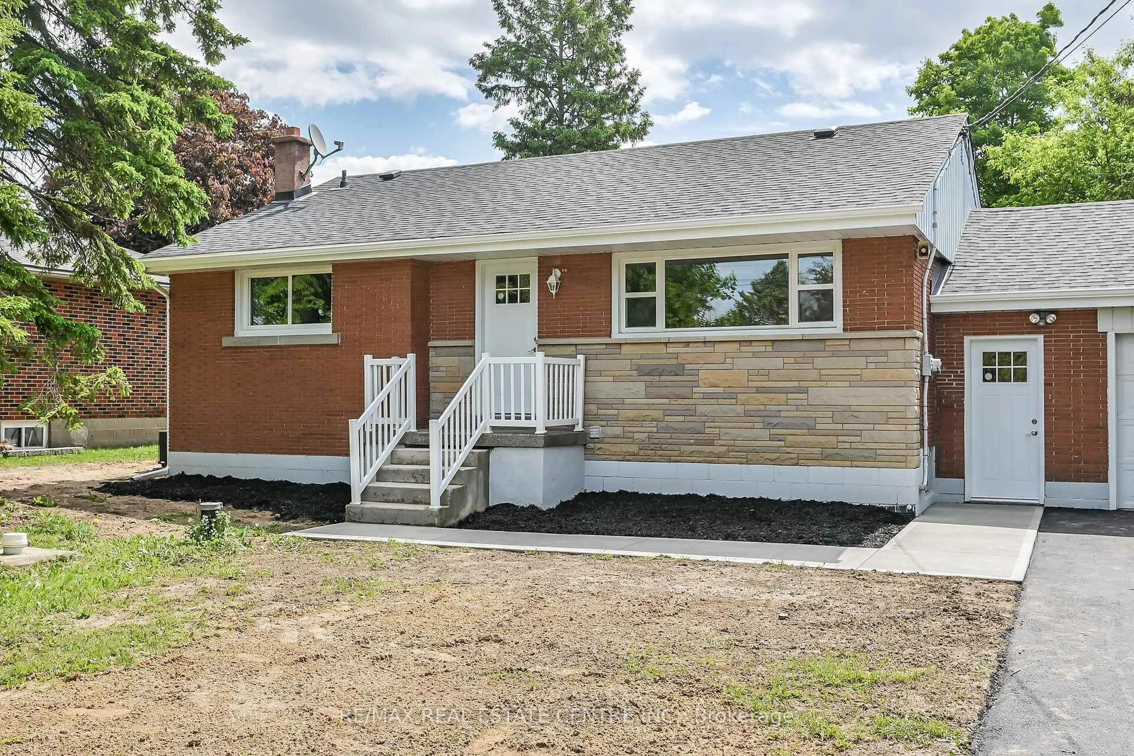Home with brick exterior material, street for 1645 Glancaster Rd, Hamilton Ontario L0R 1W0