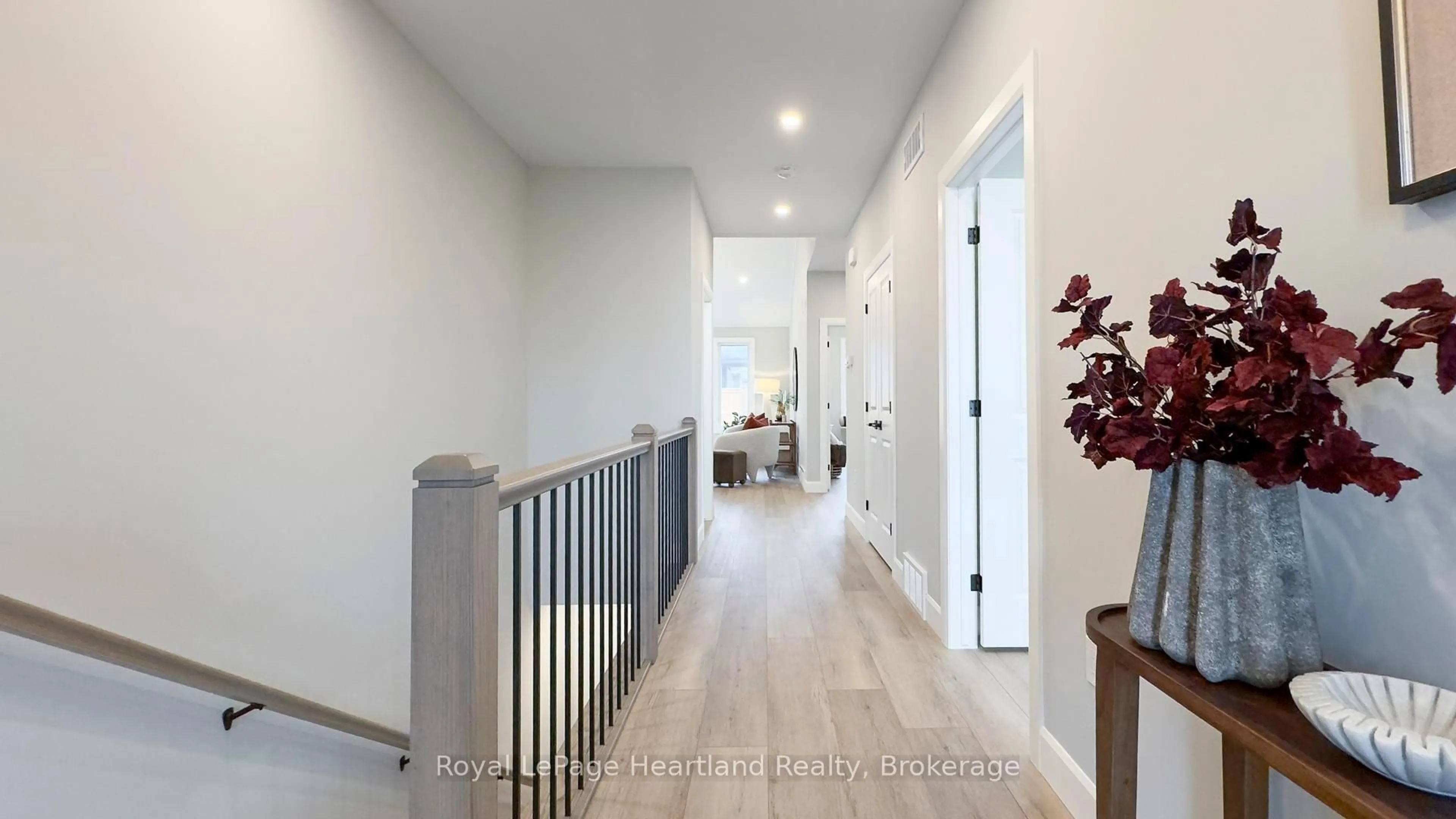 Indoor entryway for 455 WOODRIDGE Dr, Goderich Ontario N7A 0C7