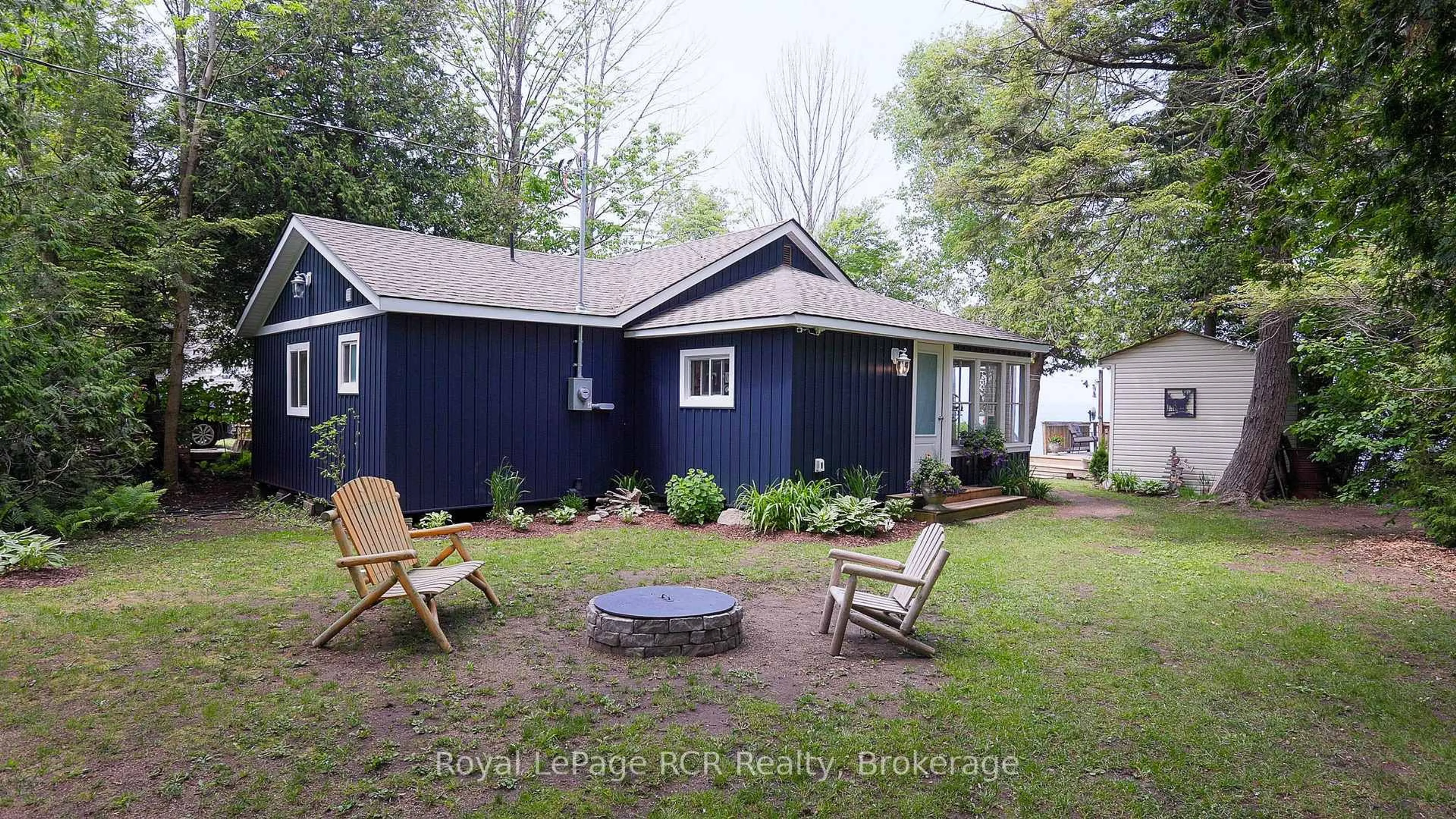 Patio, unknown for 809 Bruce Road 13 Rd, Native Leased Lands Ontario N0H 2L0