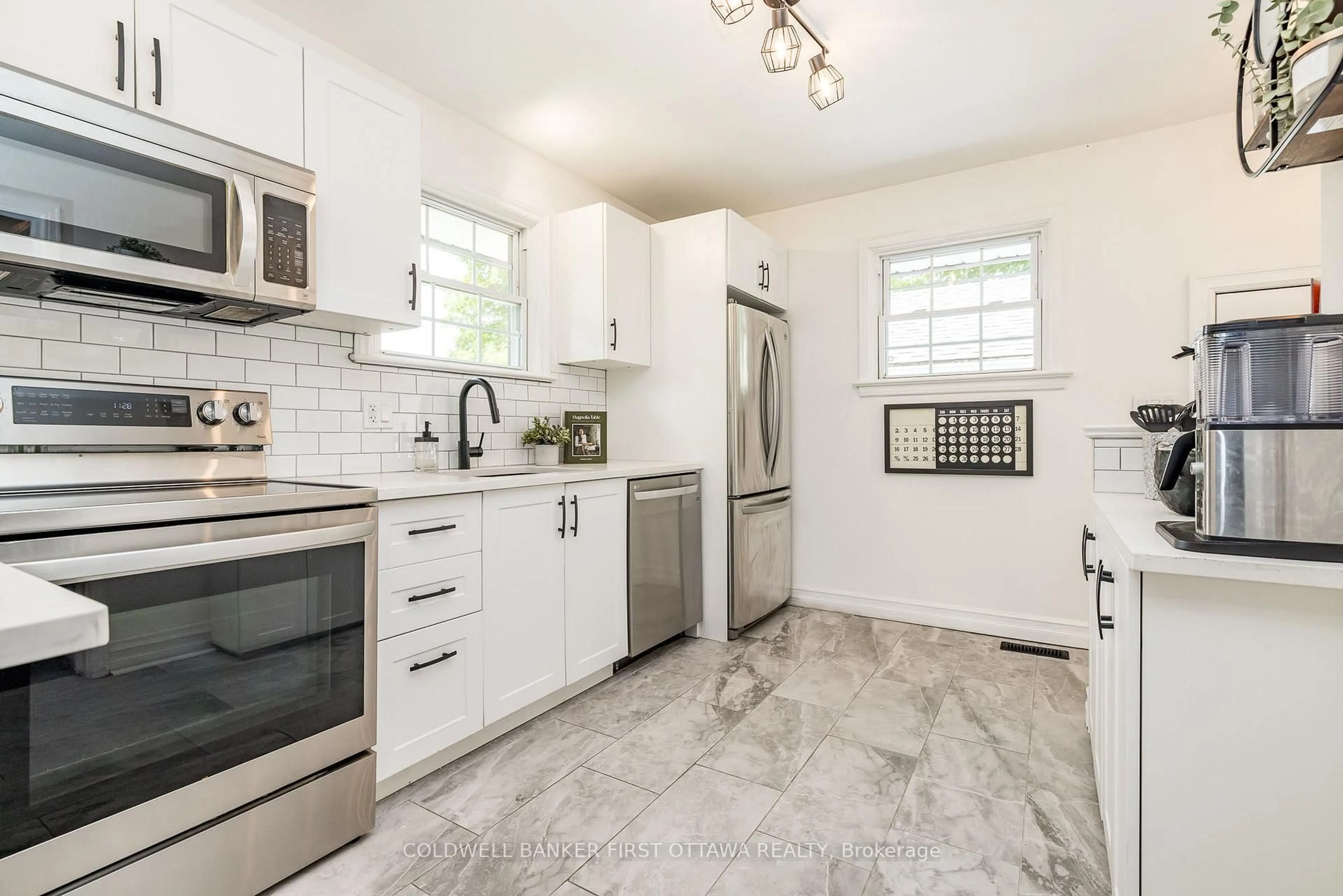 Open concept kitchen, ceramic/tile floor for 1 Porter St, Ottawa Ontario K2S 1P8