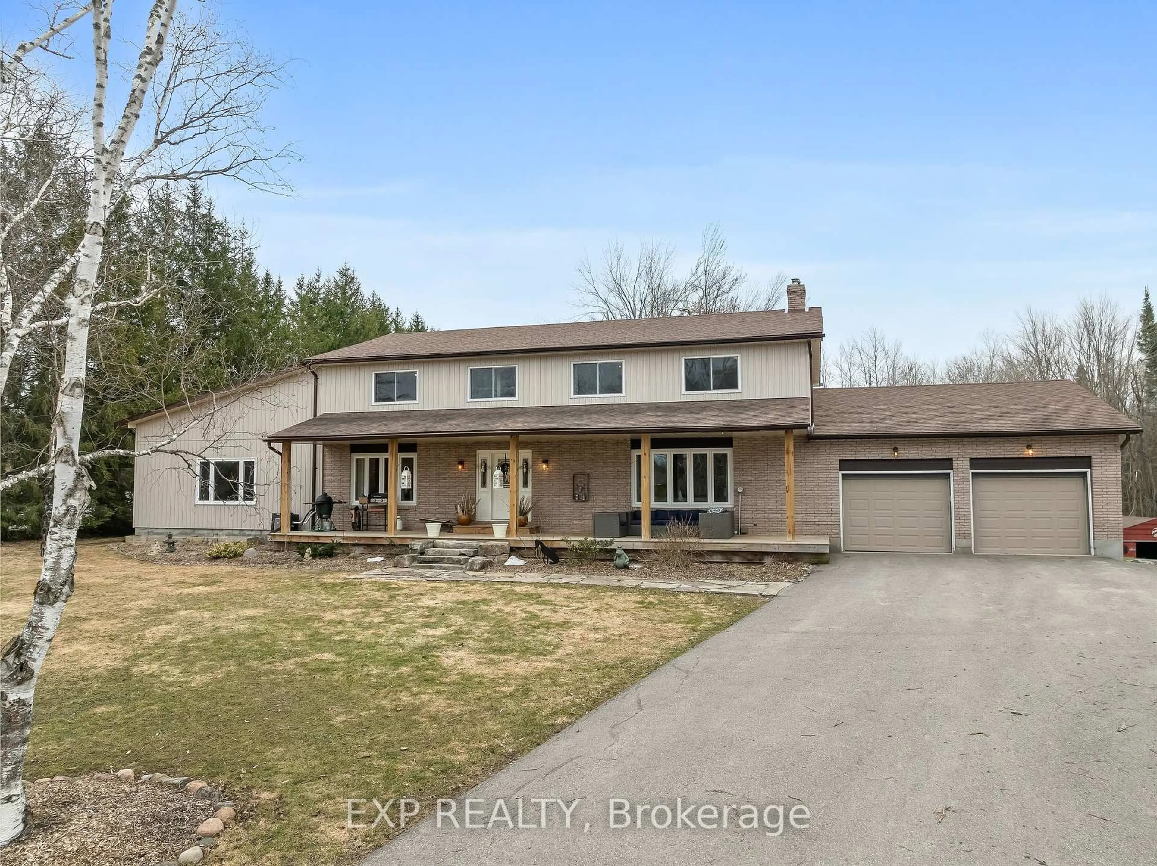 A pic from outside/outdoor area/front of a property/back of a property/a pic from drone, street for 667 Ford Cres, Cavan Monaghan Ontario L0A 1C0