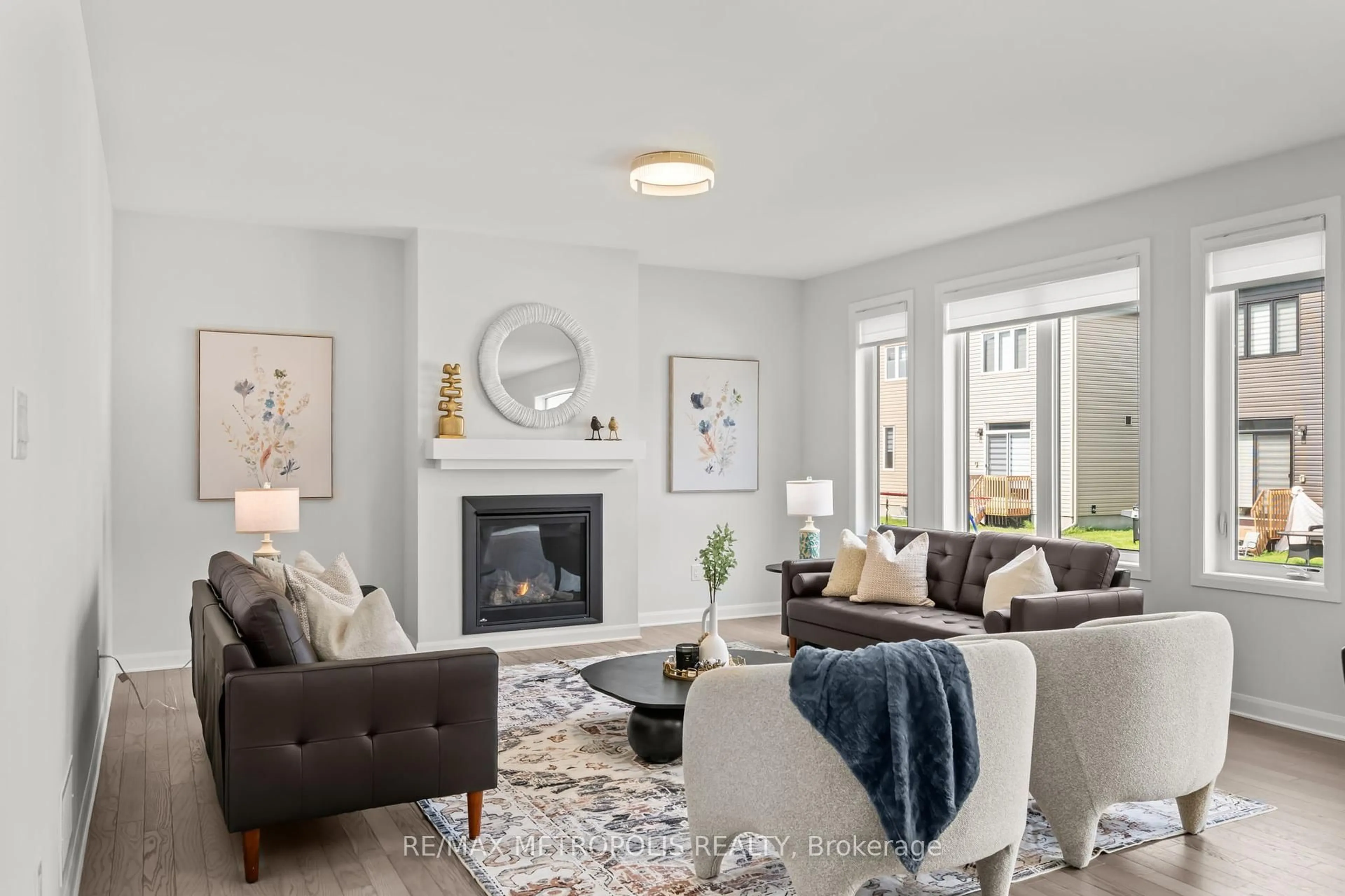 Living room with furniture, unknown for 765 Shoal St, Ottawa Ontario K4M 0X5