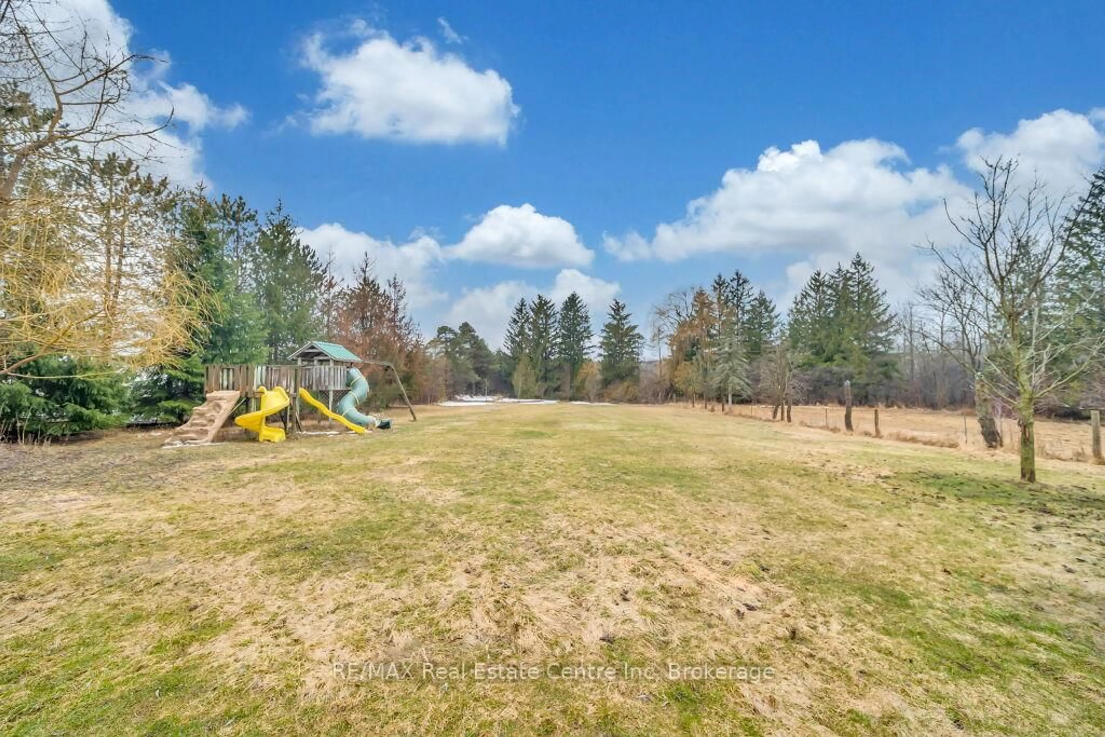 A pic from outside/outdoor area/front of a property/back of a property/a pic from drone, forest/trees view for 26 Brock Rd, Puslinch Ontario N0B 2J0