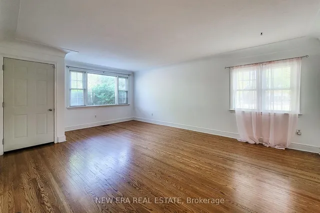 Additional property image - 131 Erindale Ave