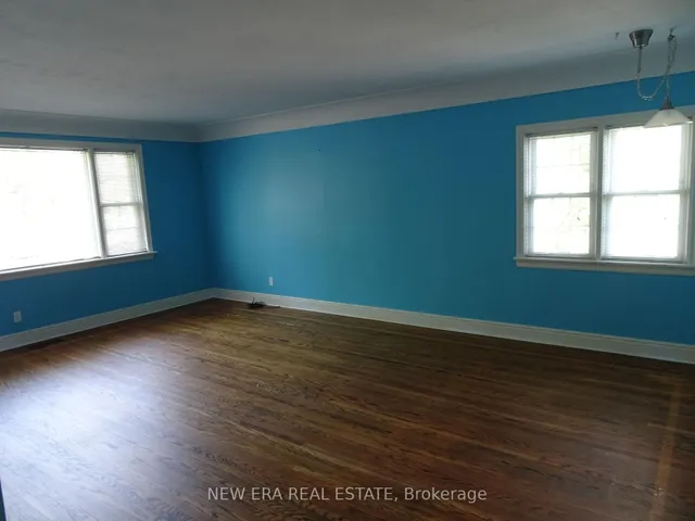 Additional property image - 131 Erindale Ave