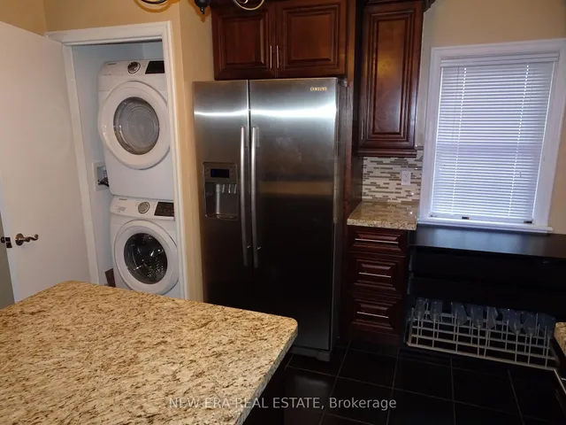 Additional property image - 131 Erindale Ave