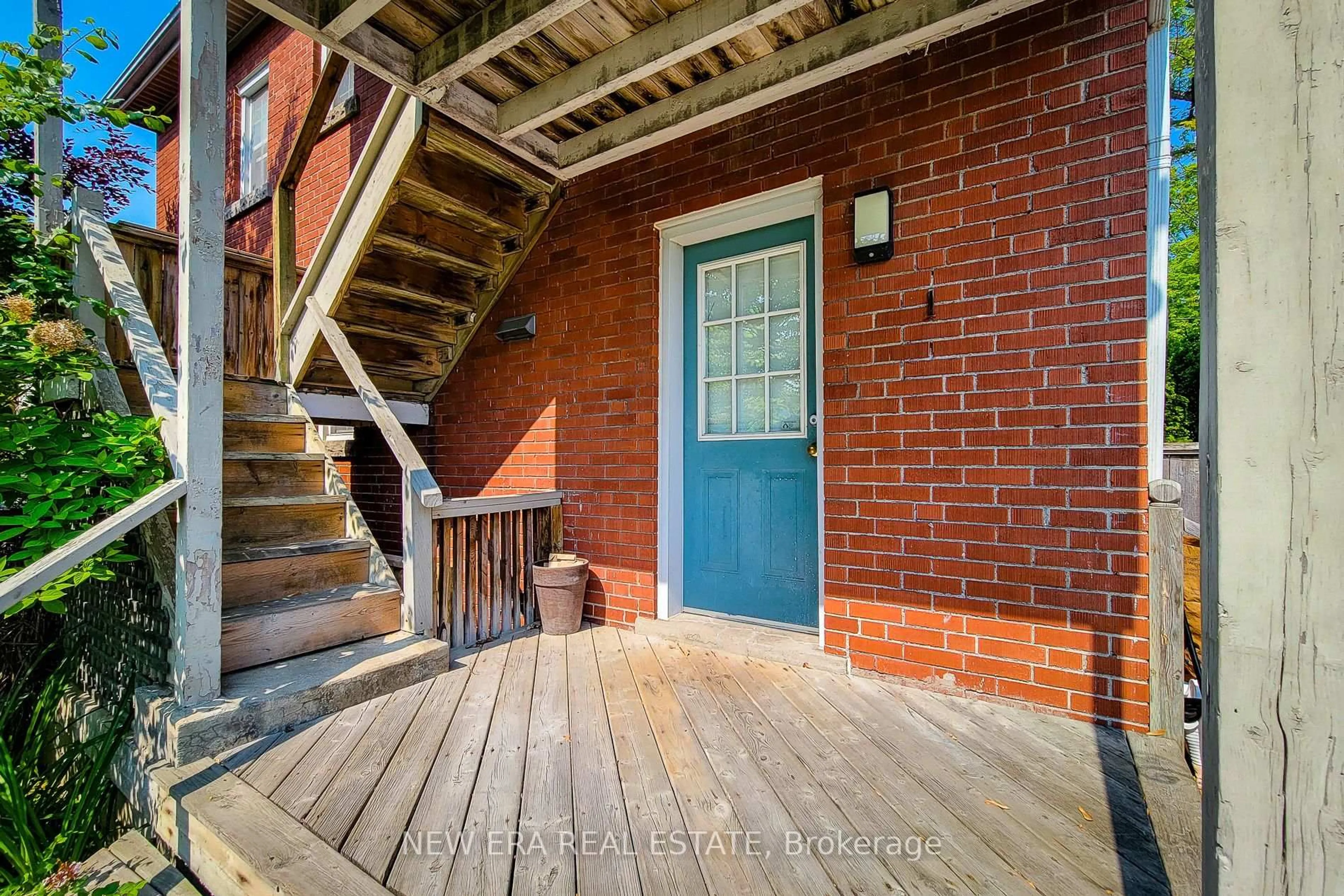 Unknown for 131 Erindale Ave, Hamilton Ontario L8K 4R5