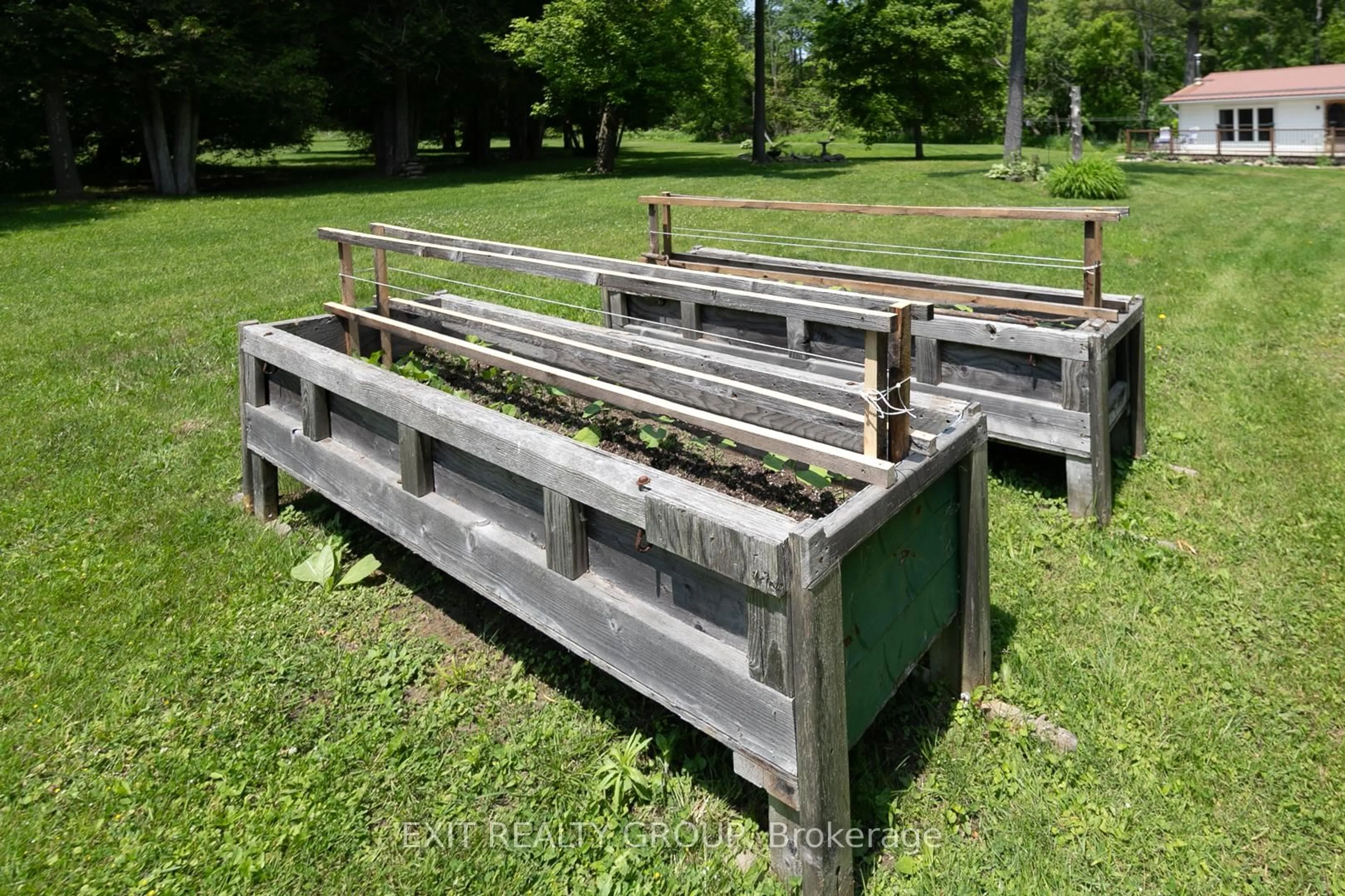 Patio, building for 36 Maidens Mill Rd, Trent Hills Ontario K0K 3K0