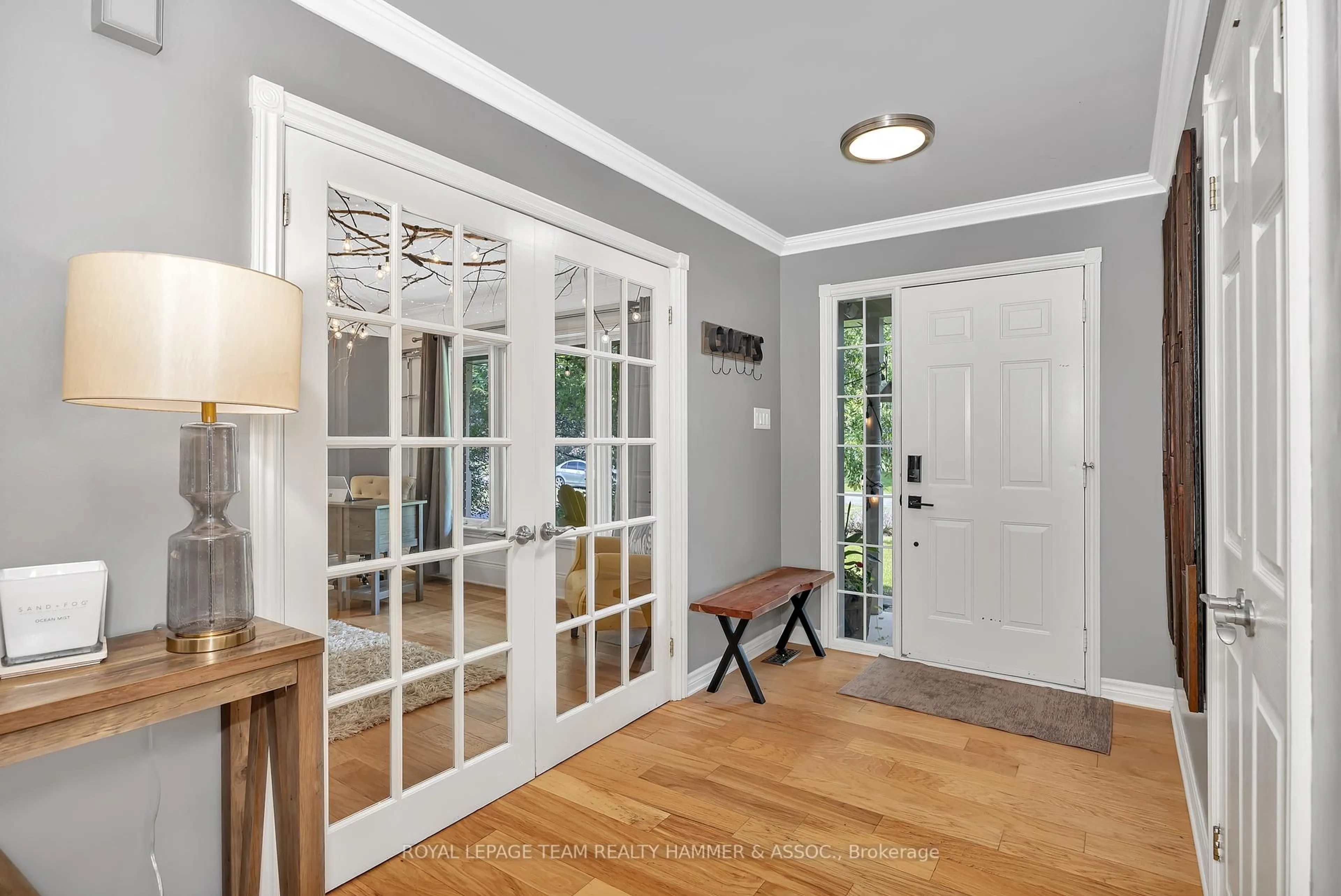 Indoor entryway for 6539 Harvest Grove Dr, Ottawa Ontario K4P 1E9