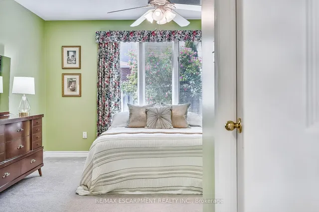 Additional property image - 47 Longyear Dr