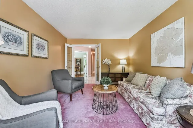 Additional property image - 47 Longyear Dr