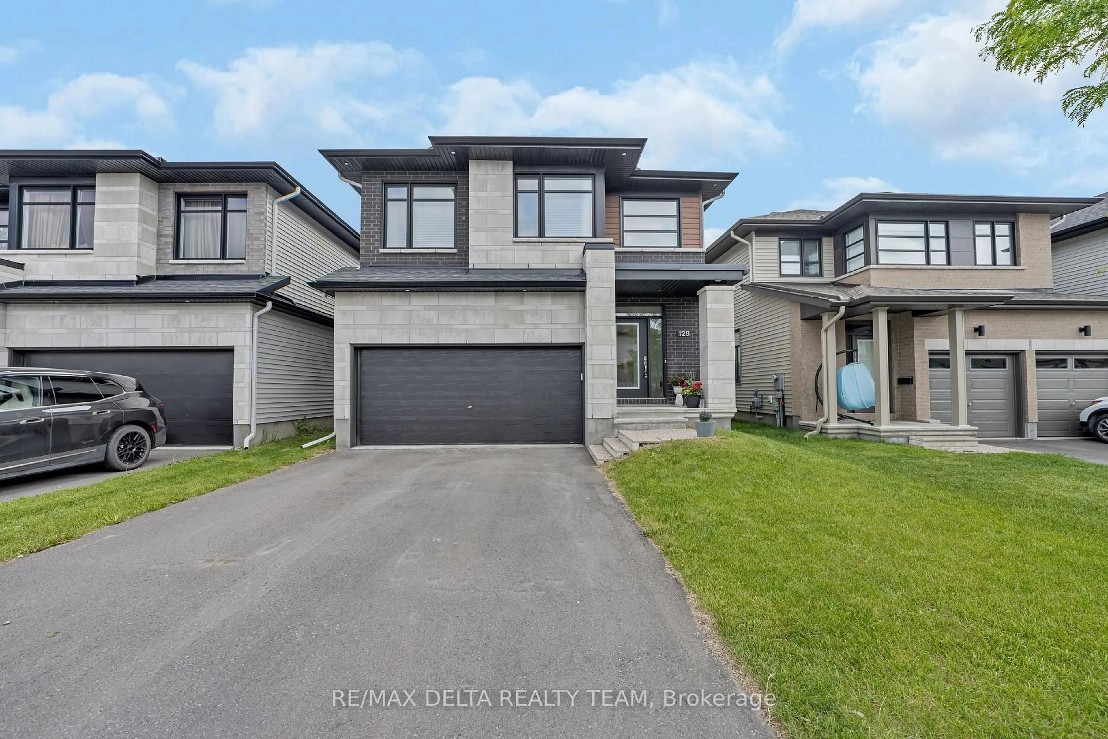 Unknown for 128 Crevasse Rd, Ottawa Ontario K1W 0P9