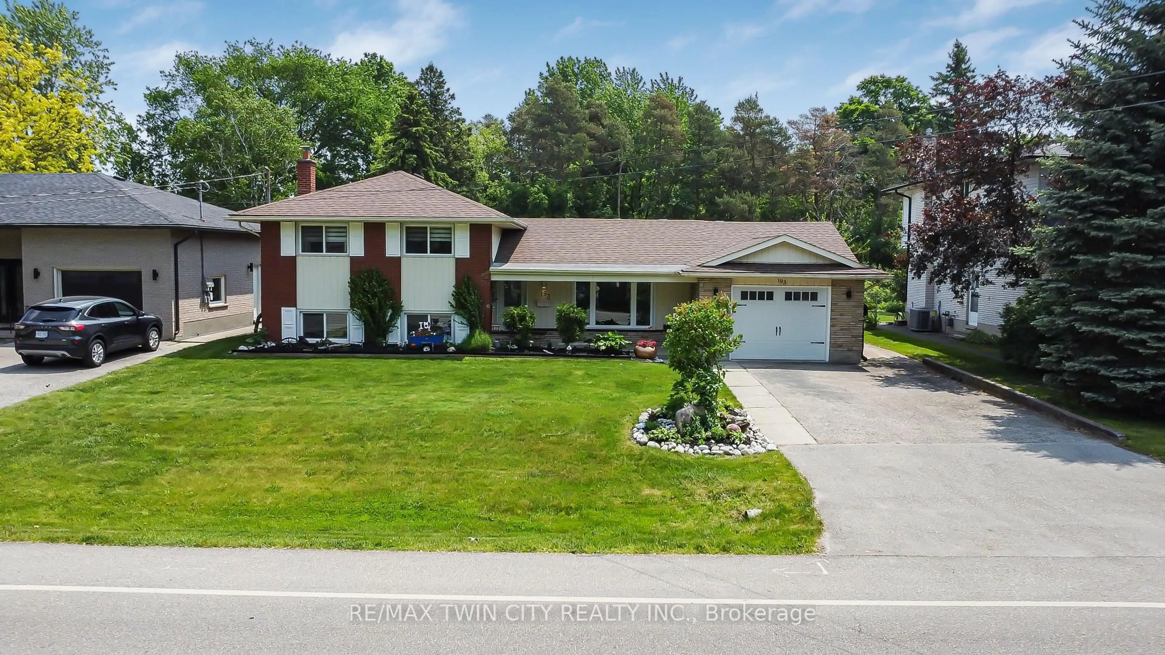 Unknown for 193 Carson Dr, Kitchener Ontario N2B 2Z3
