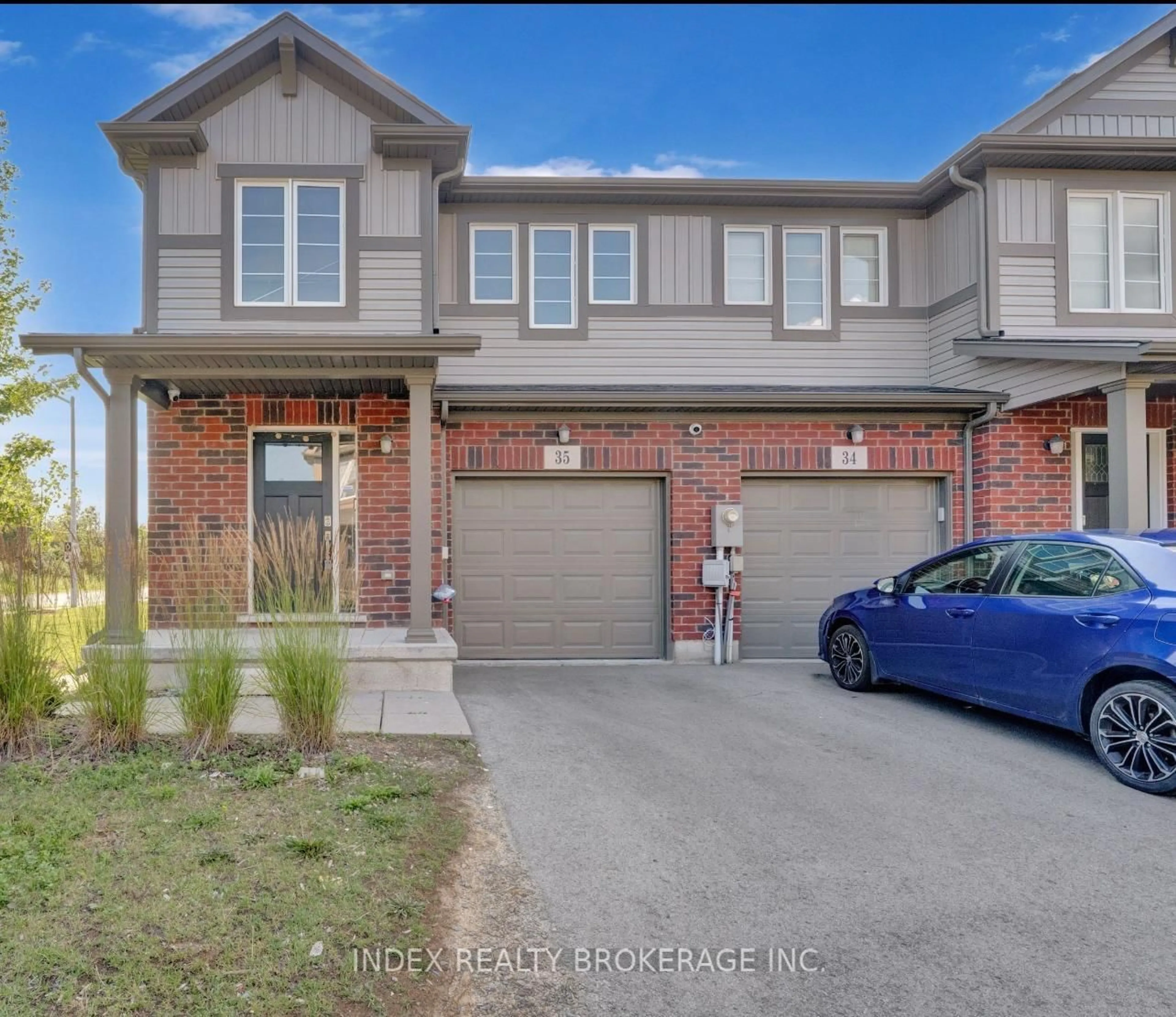 Home with brick exterior material, street for 7945 Oldfield Rd #35, Niagara Falls Ontario L2G 0Z4