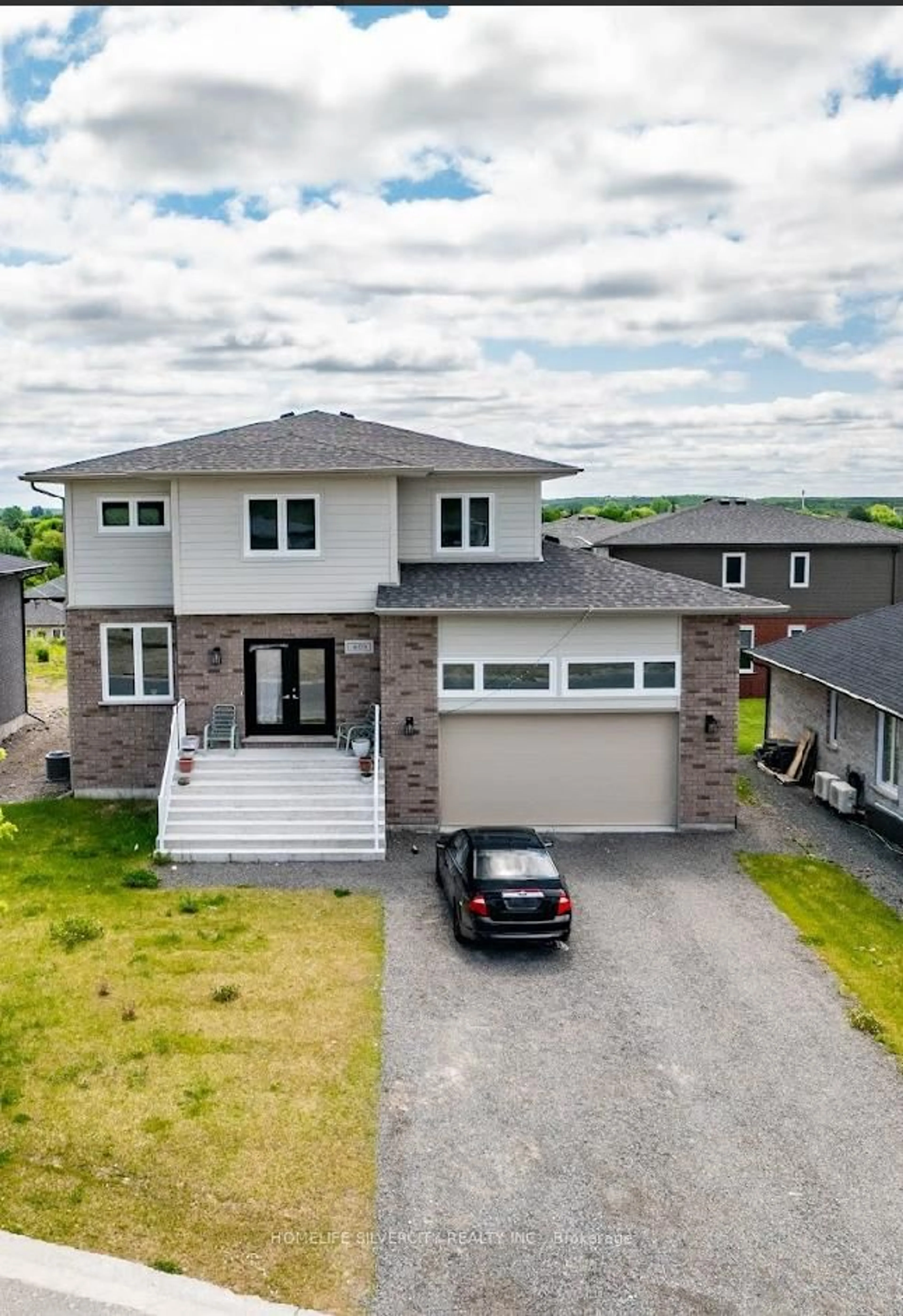 A pic from outside/outdoor area/front of a property/back of a property/a pic from drone, street for 409 Verna Crt, Sudbury Remote Area Ontario P3A 0B5