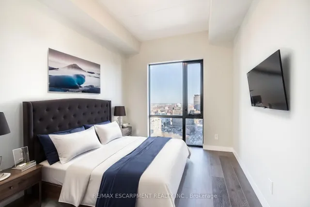 Additional property image - 15 QUEEN St Unit 2014