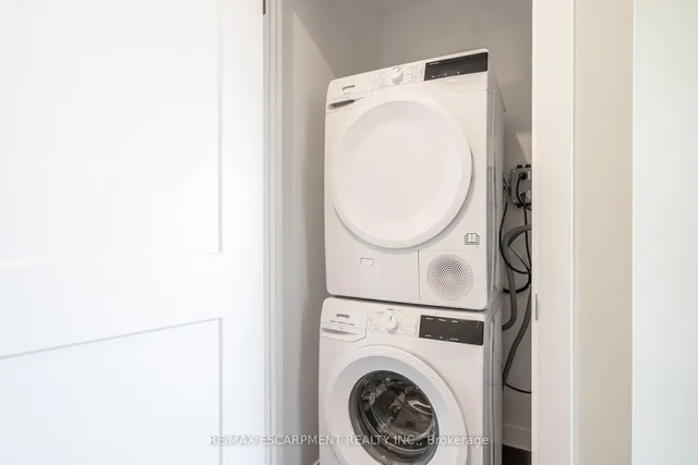 Additional property image - 15 QUEEN St Unit 2014