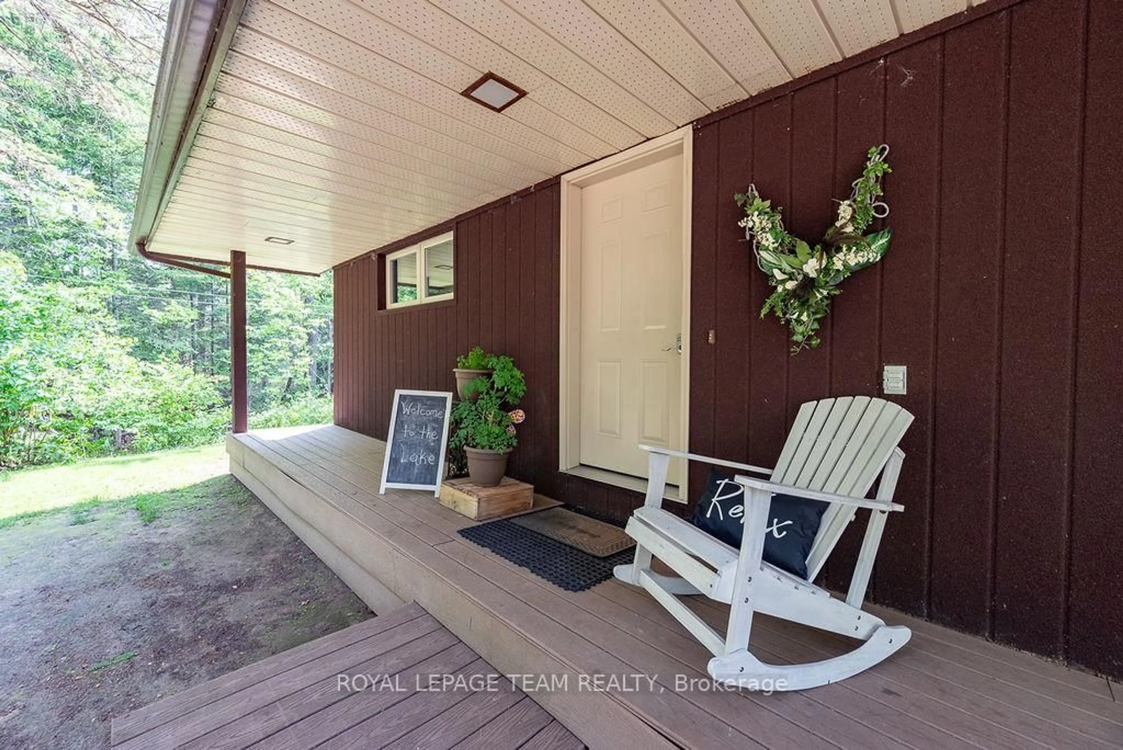 Indoor entryway for 42165 Combermere Rd, Barry's Bay Ontario K0J 1B0