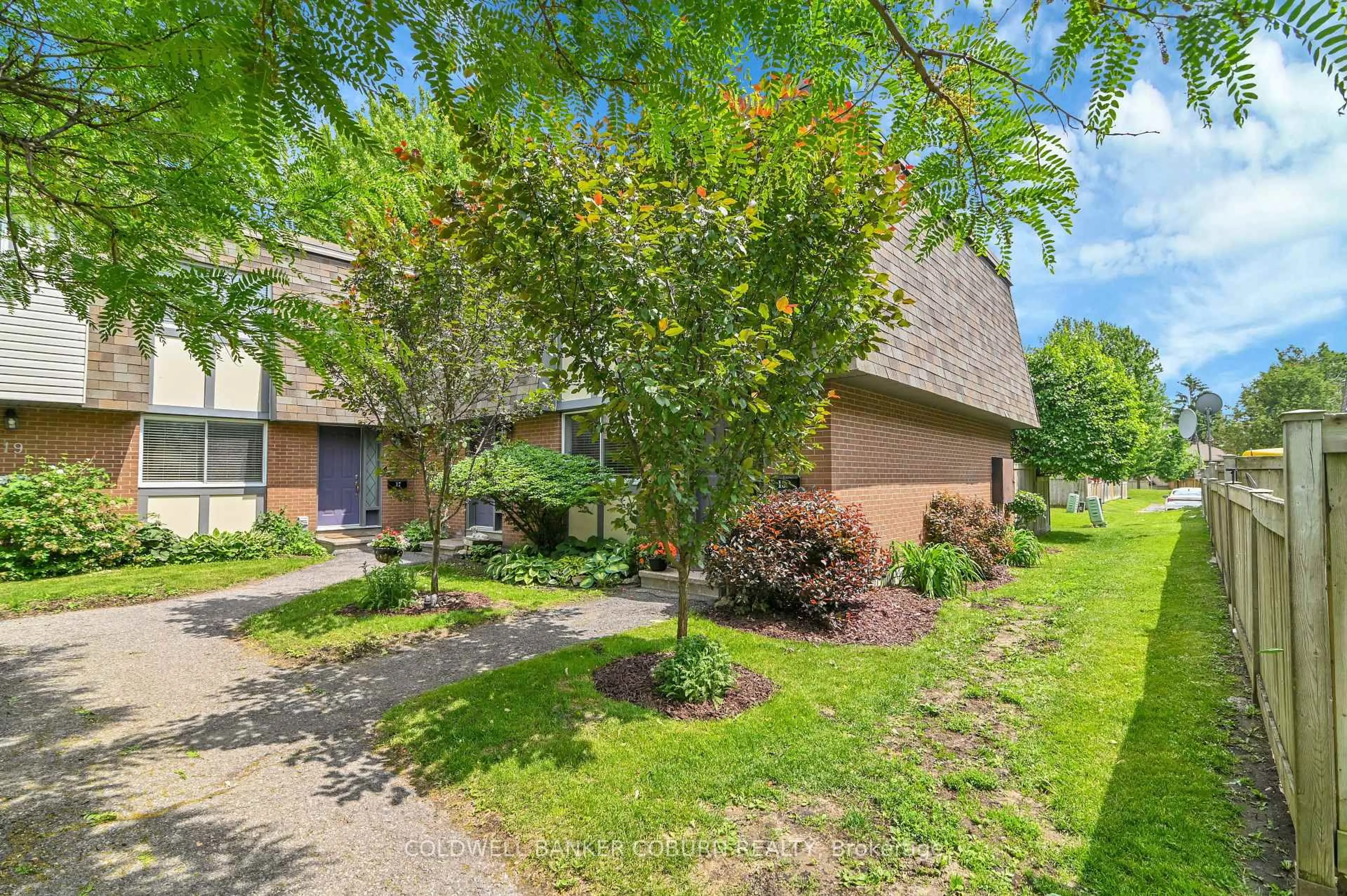 Patio, street for 13 Corley Private #-, Ottawa Ontario K1V 8T7