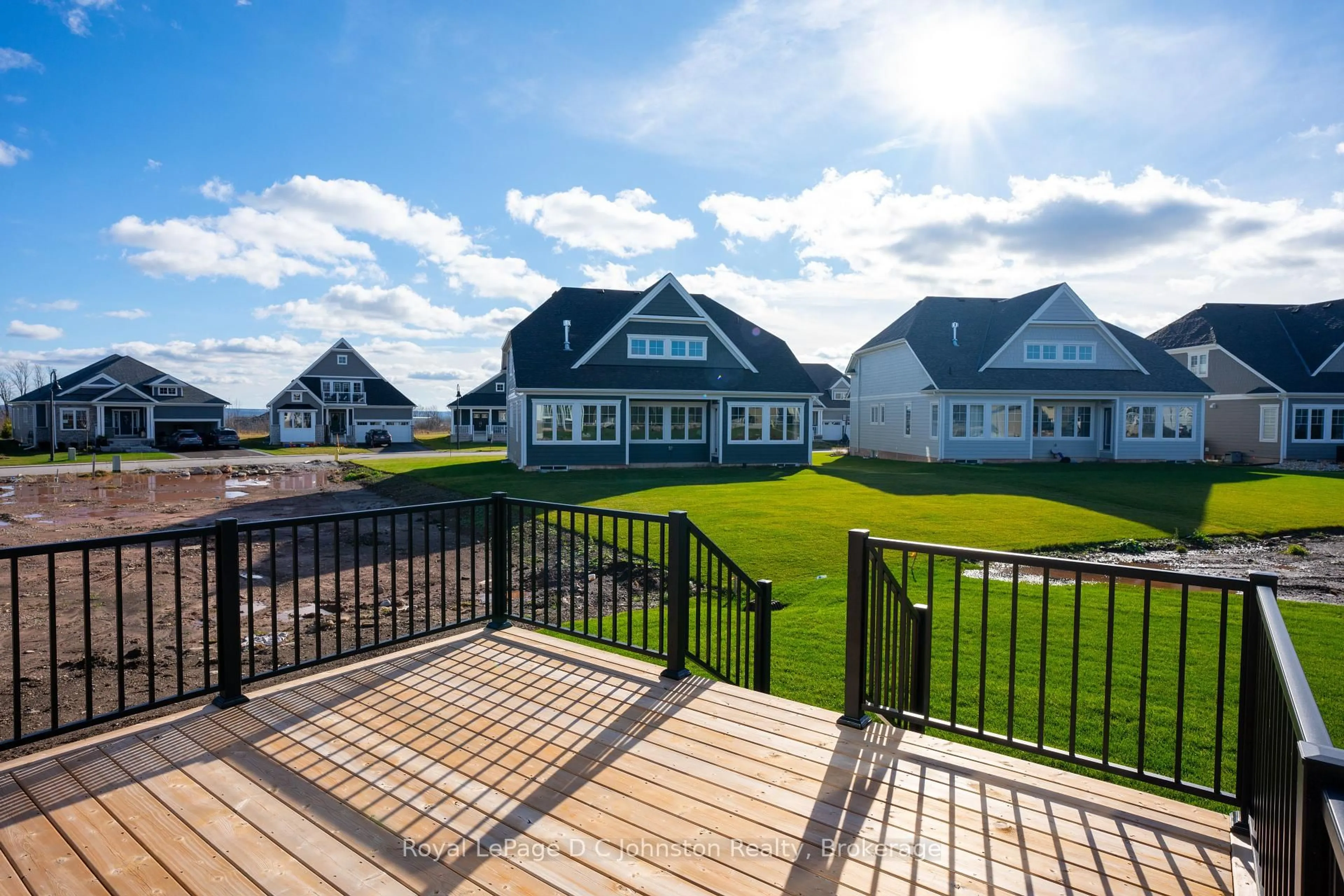 A pic from outside/outdoor area/front of a property/back of a property/a pic from drone, mountain view for 546 ALGONQUIN Tr, Georgian Bluffs Ontario N0H 1S0