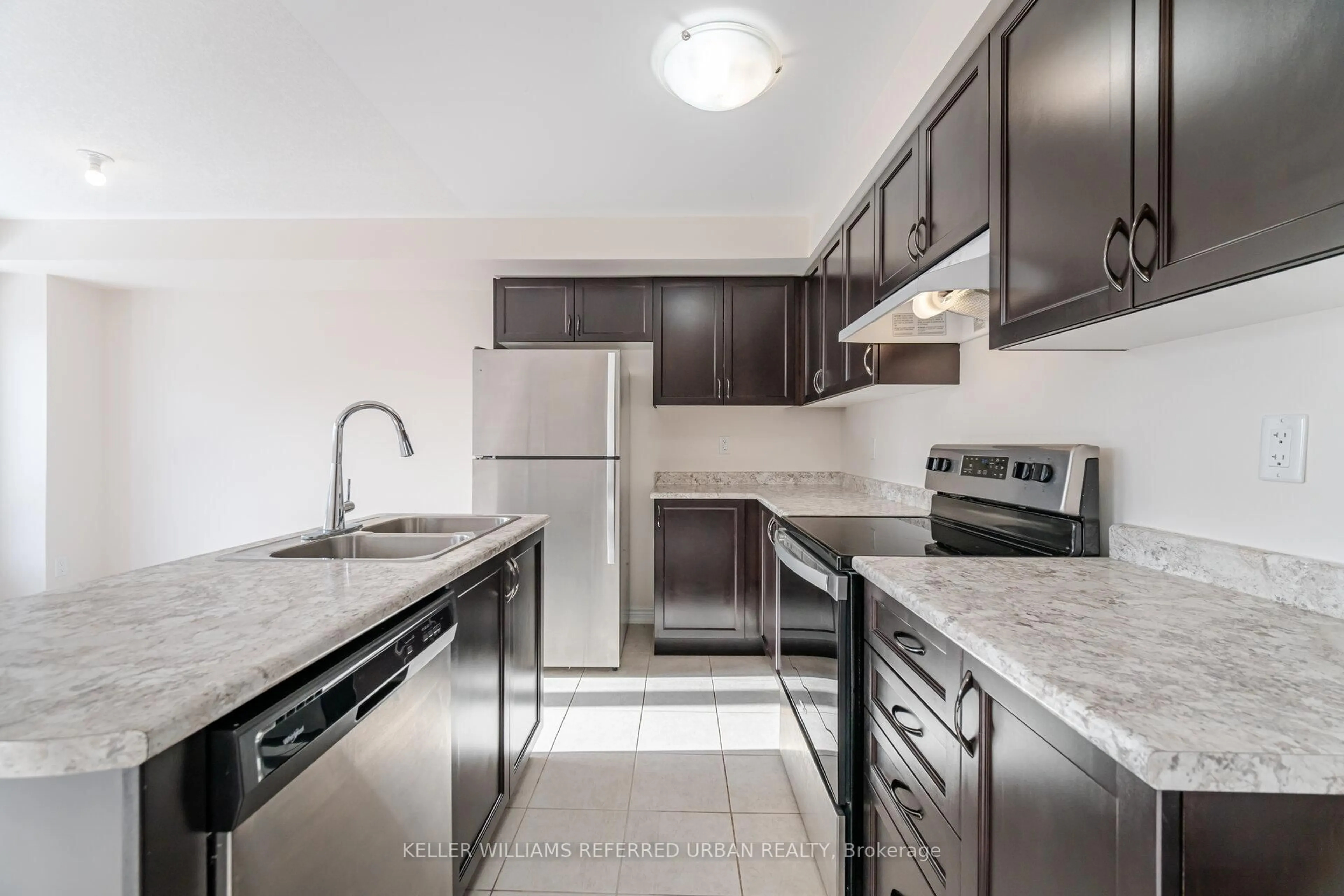 Standard kitchen, unknown for 740 Linden Dr #15, Cambridge Ontario N3H 0E3