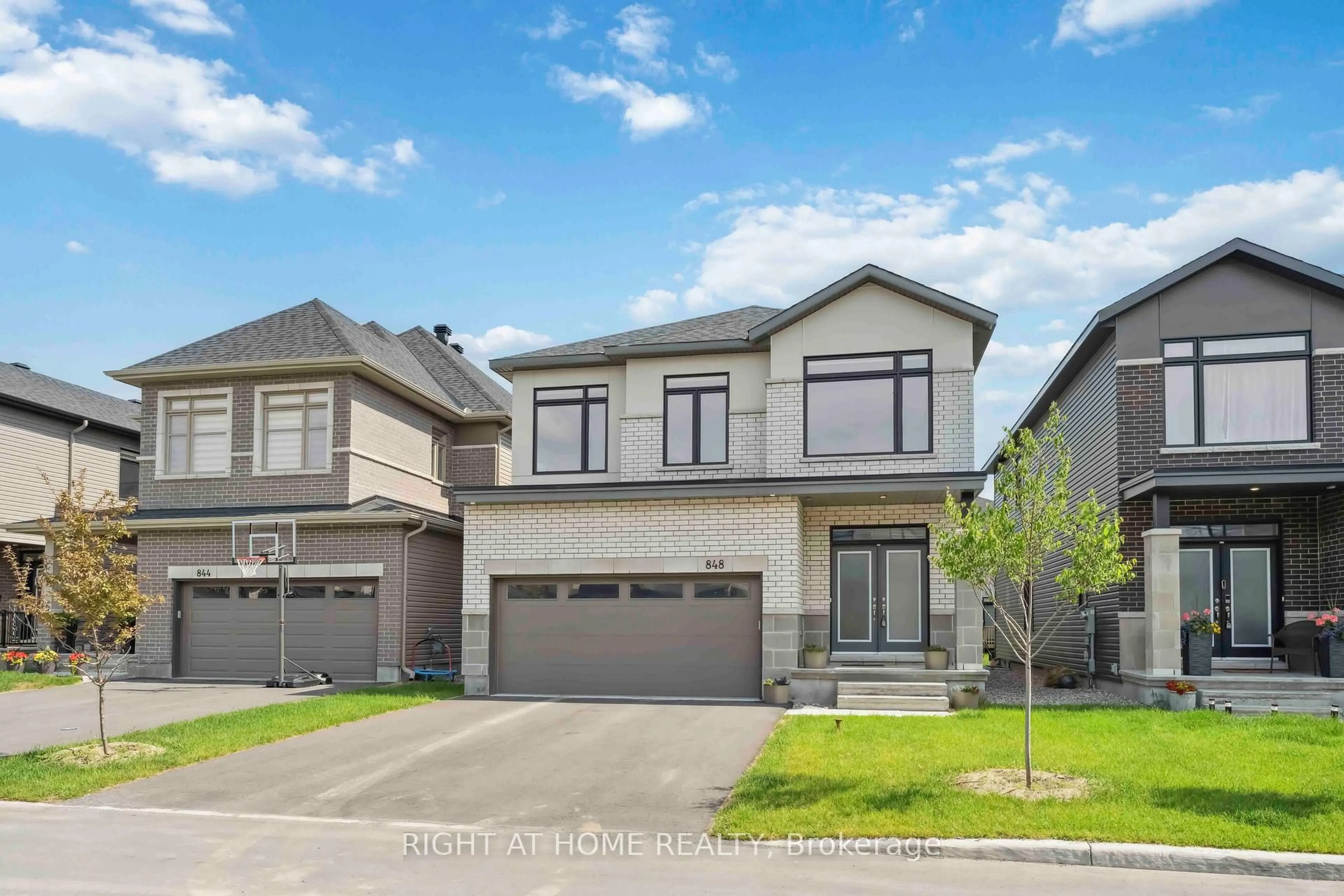 Unknown for 848 Beckton Hts, Ottawa Ontario K2S 2X9