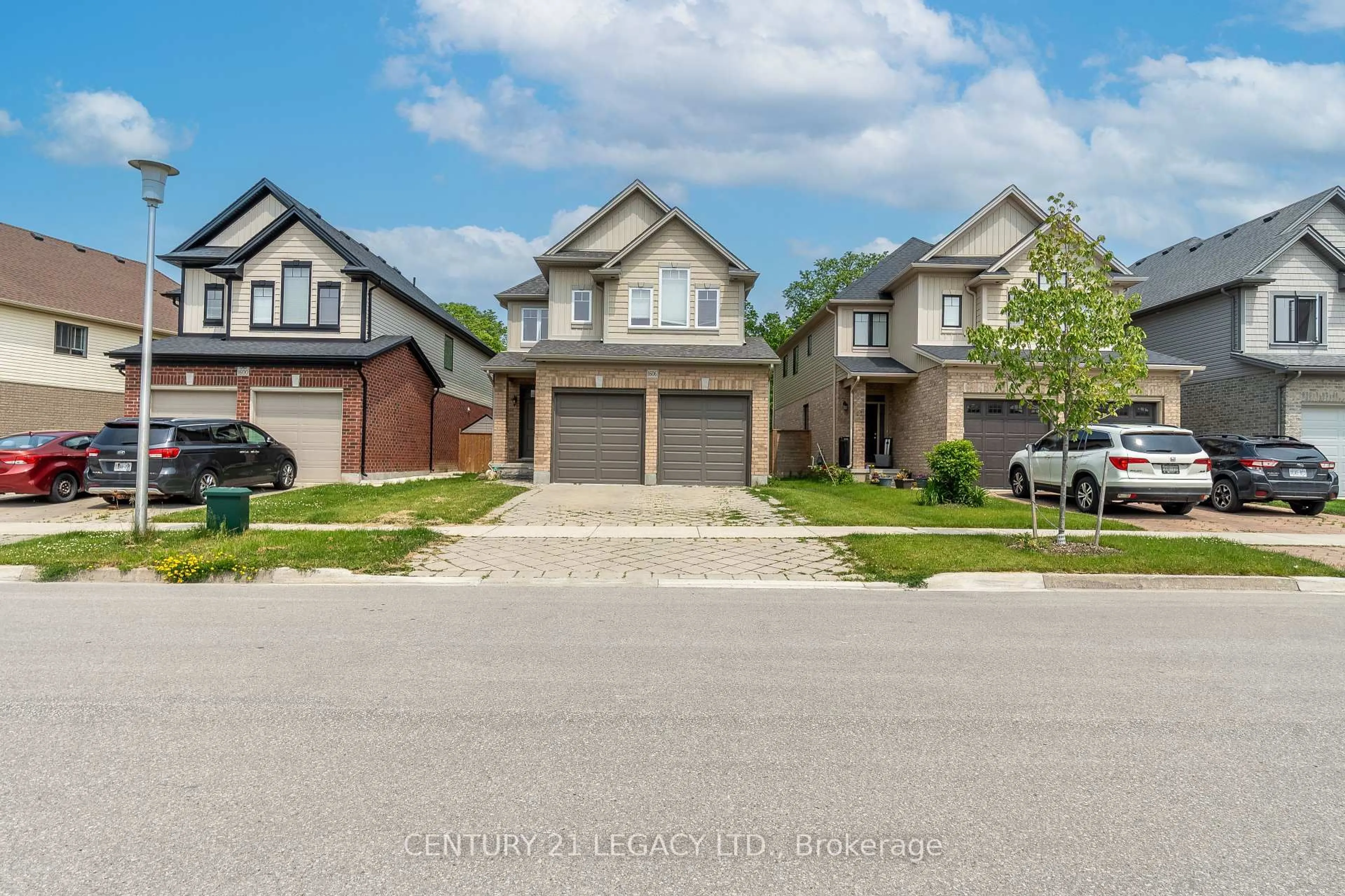 Home with brick exterior material, street for 1606 FINLEY Cres, London North Ontario N6G 0T1