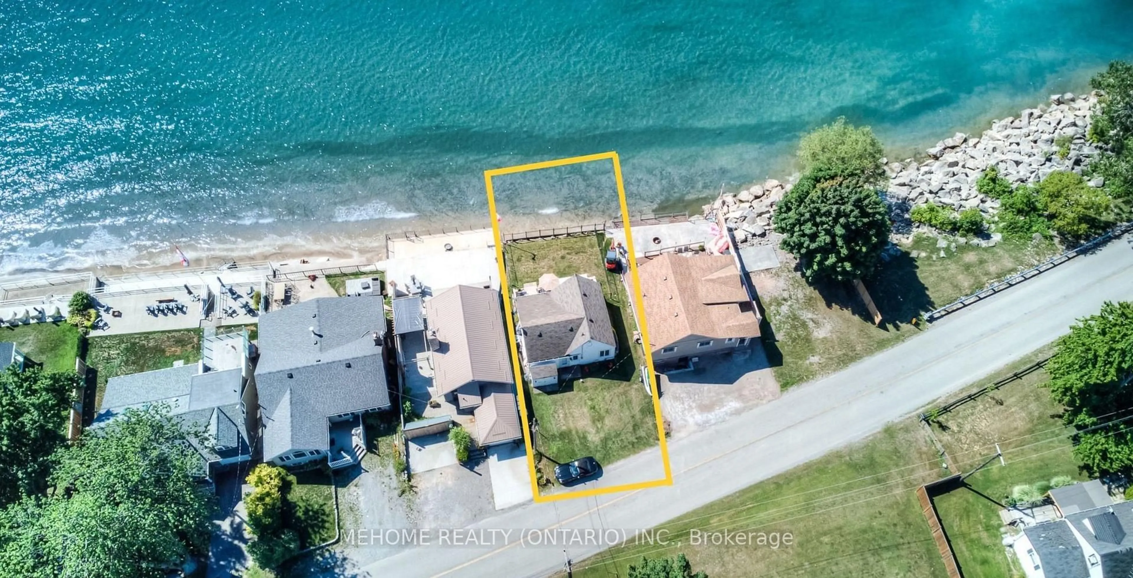 A pic from outside/outdoor area/front of a property/back of a property/a pic from drone, water/lake/river/ocean view for 11853 Lakeshore Rd, Wainfleet Ontario L0S 1V0