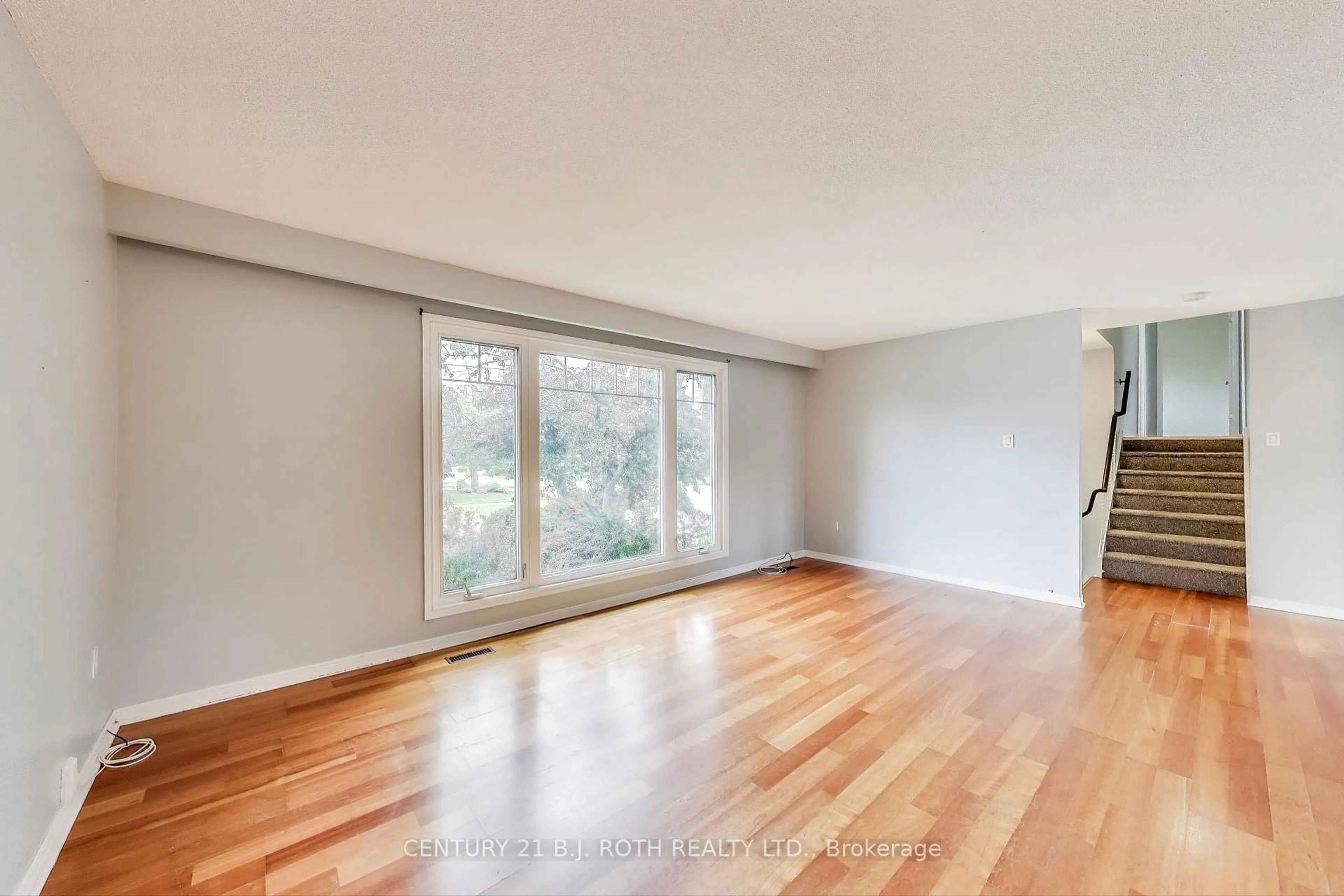 A pic of a room for 50 Applewood Cres, Kawartha Lakes Ontario K9V 4X6