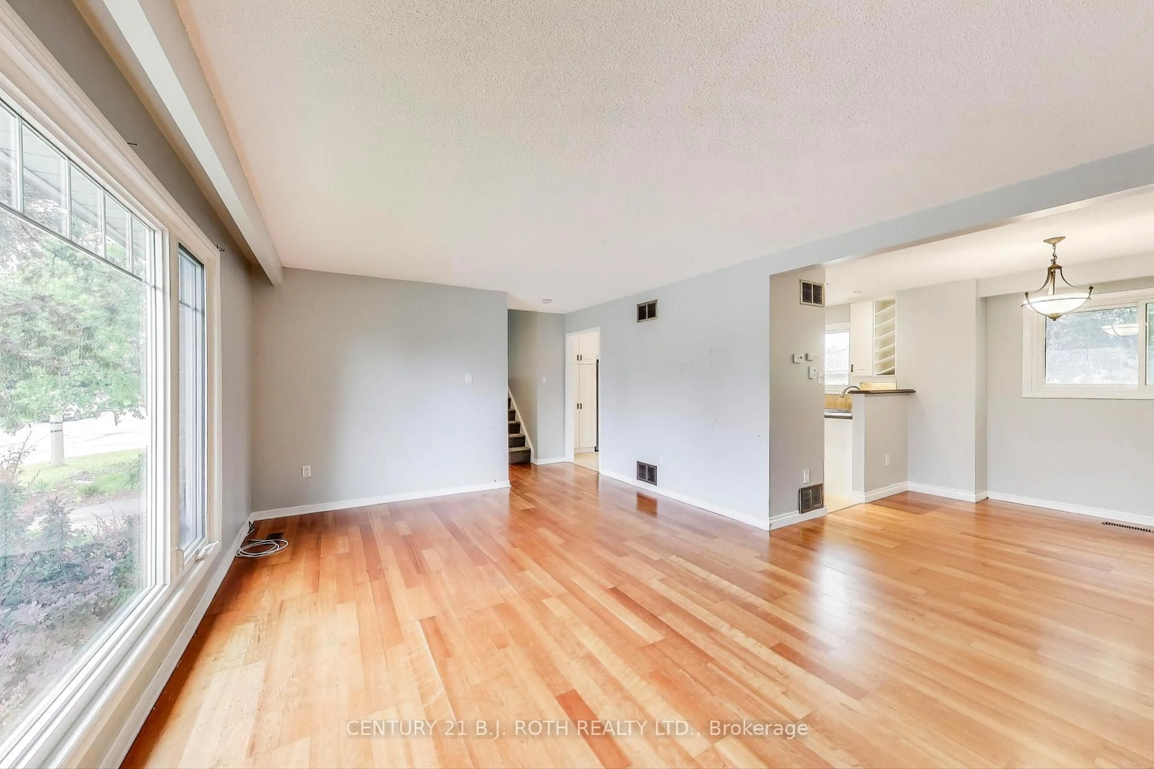 A pic of a room for 50 Applewood Cres, Kawartha Lakes Ontario K9V 4X6