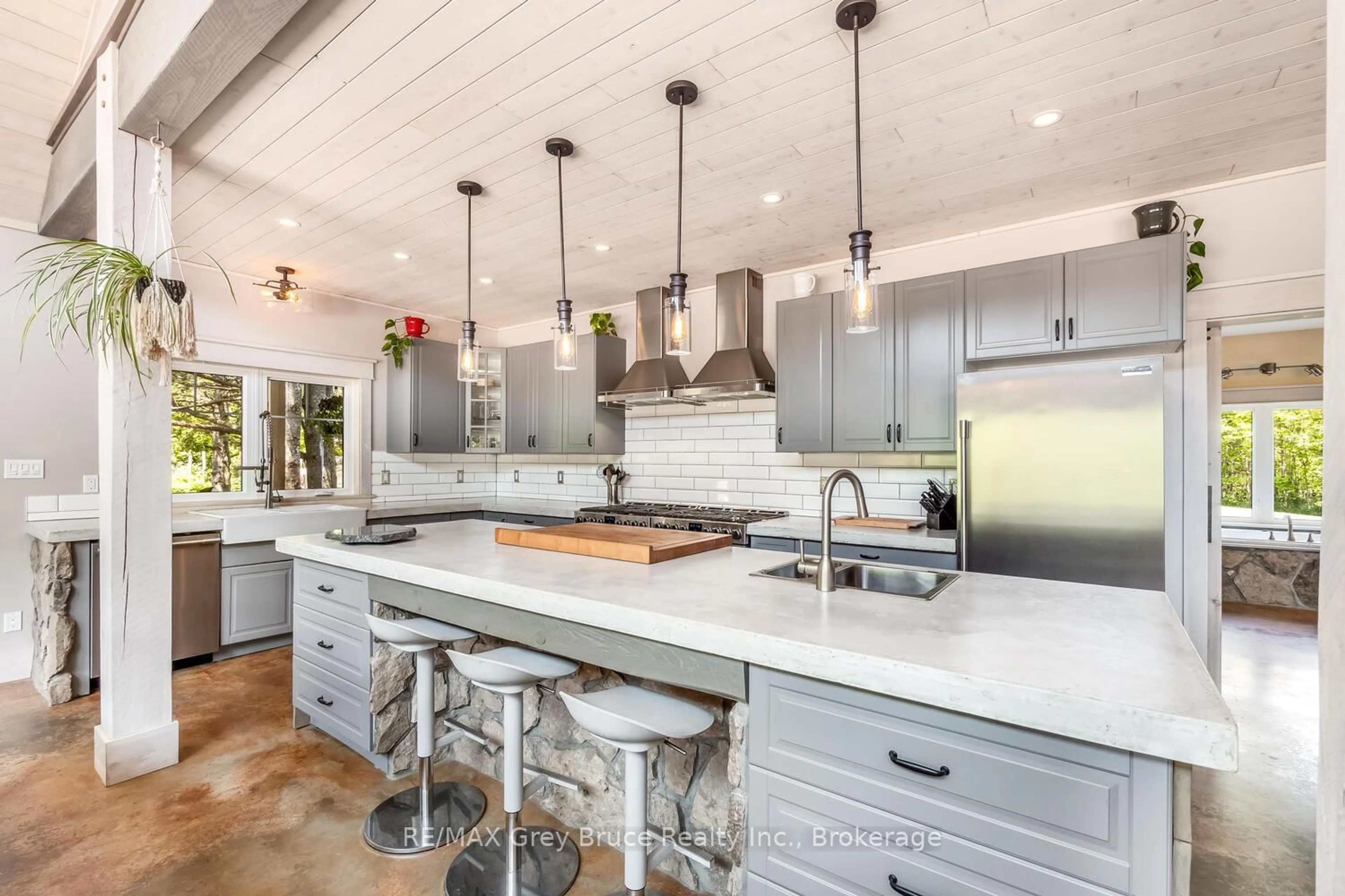 Contemporary kitchen, unknown for 62 Cape Hurd Rd, Northern Bruce Peninsula Ontario N0H 2R0