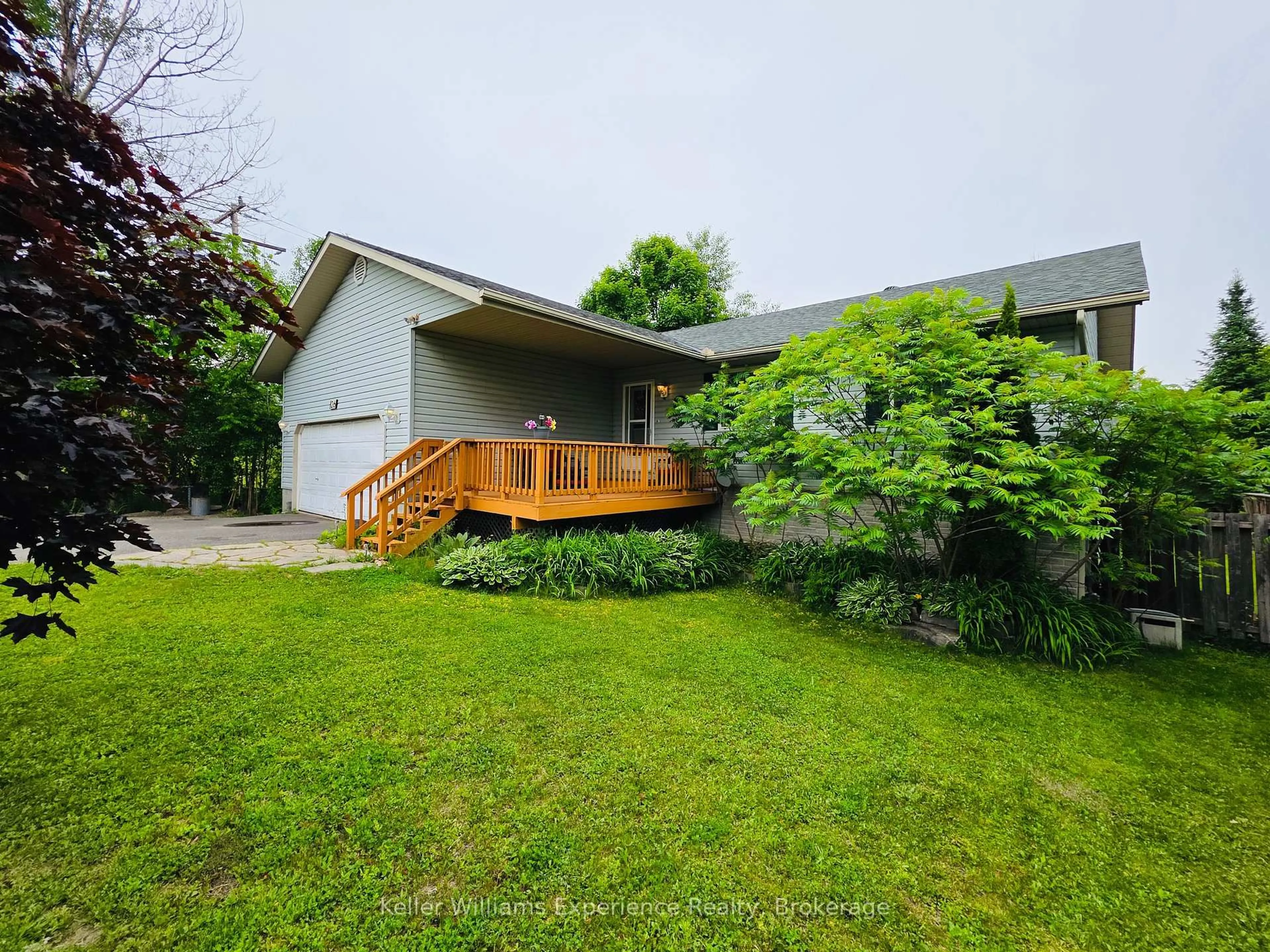 Unknown for 26 Walter St, Huntsville Ontario P1H 1W2