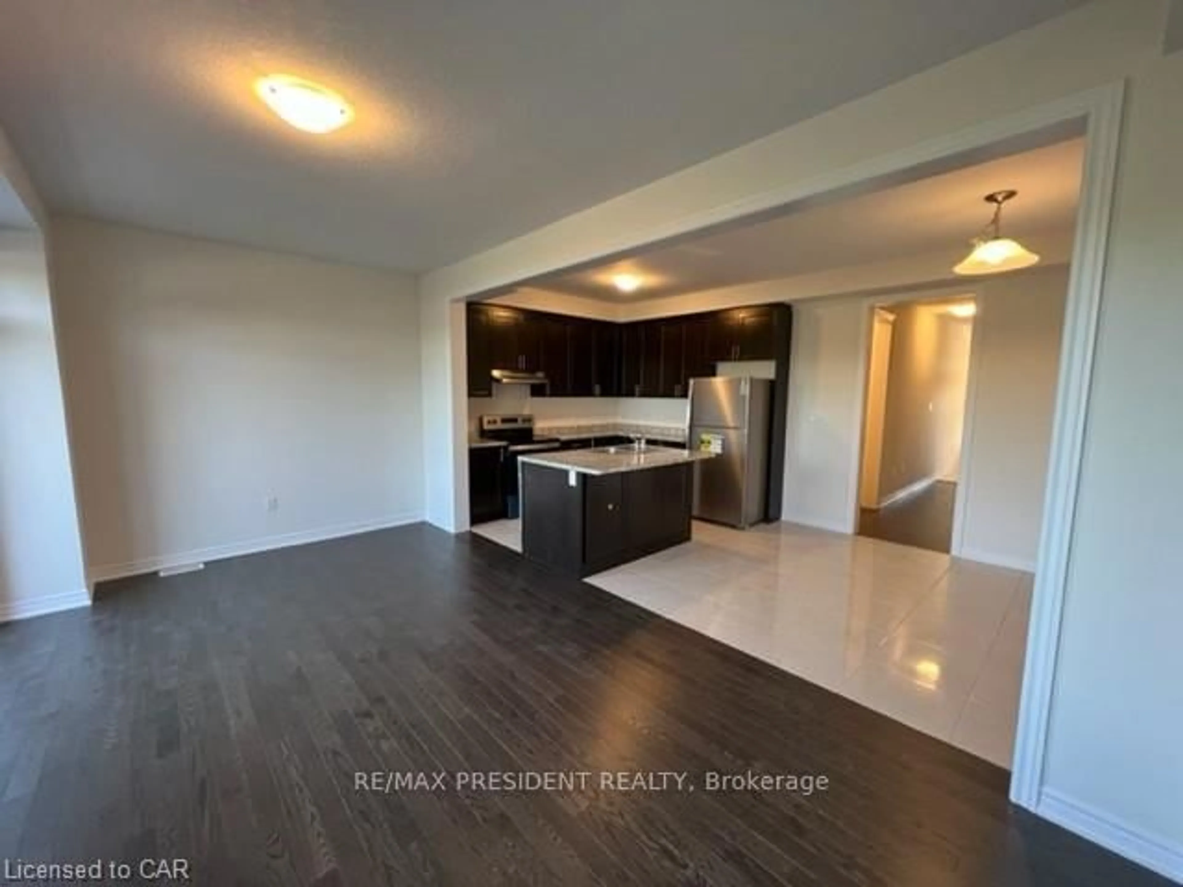 Open concept kitchen, wood/laminate floor for 166 Deerpath Dr #38, Guelph Ontario N1K 0E2