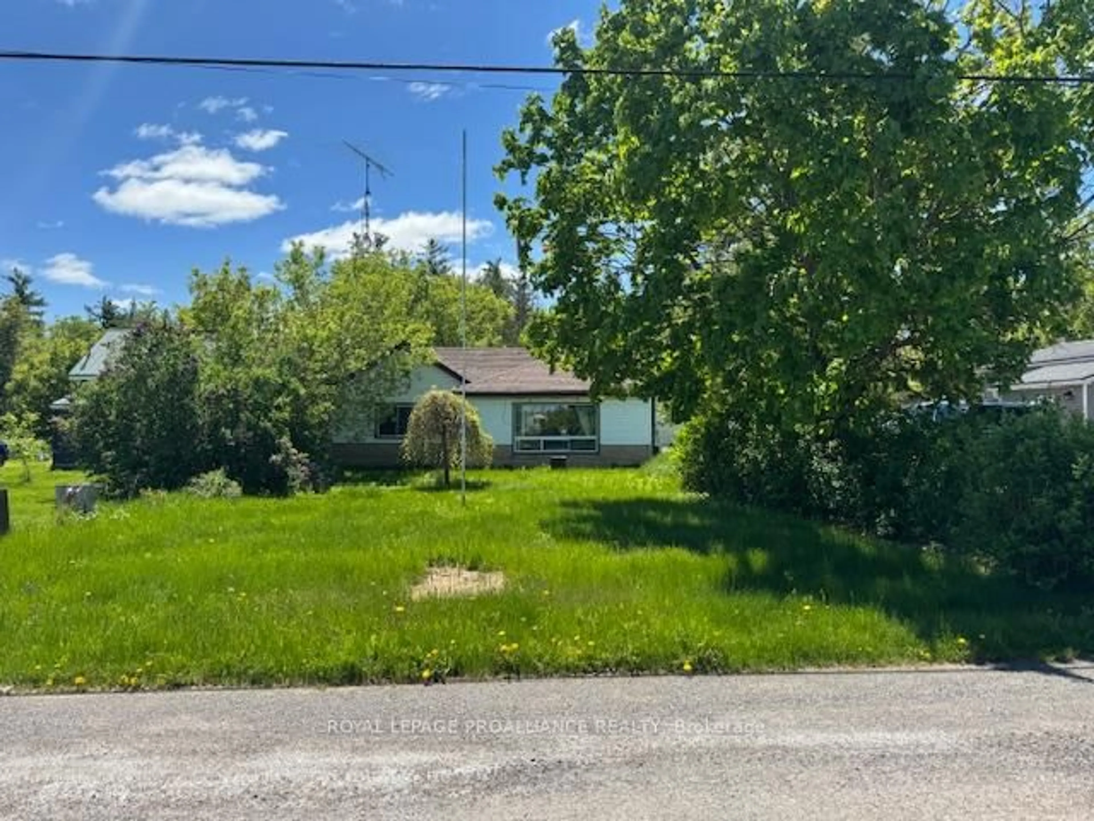 Unknown for 217 Norwood Rd, Limoges Ontario K0K 2M0