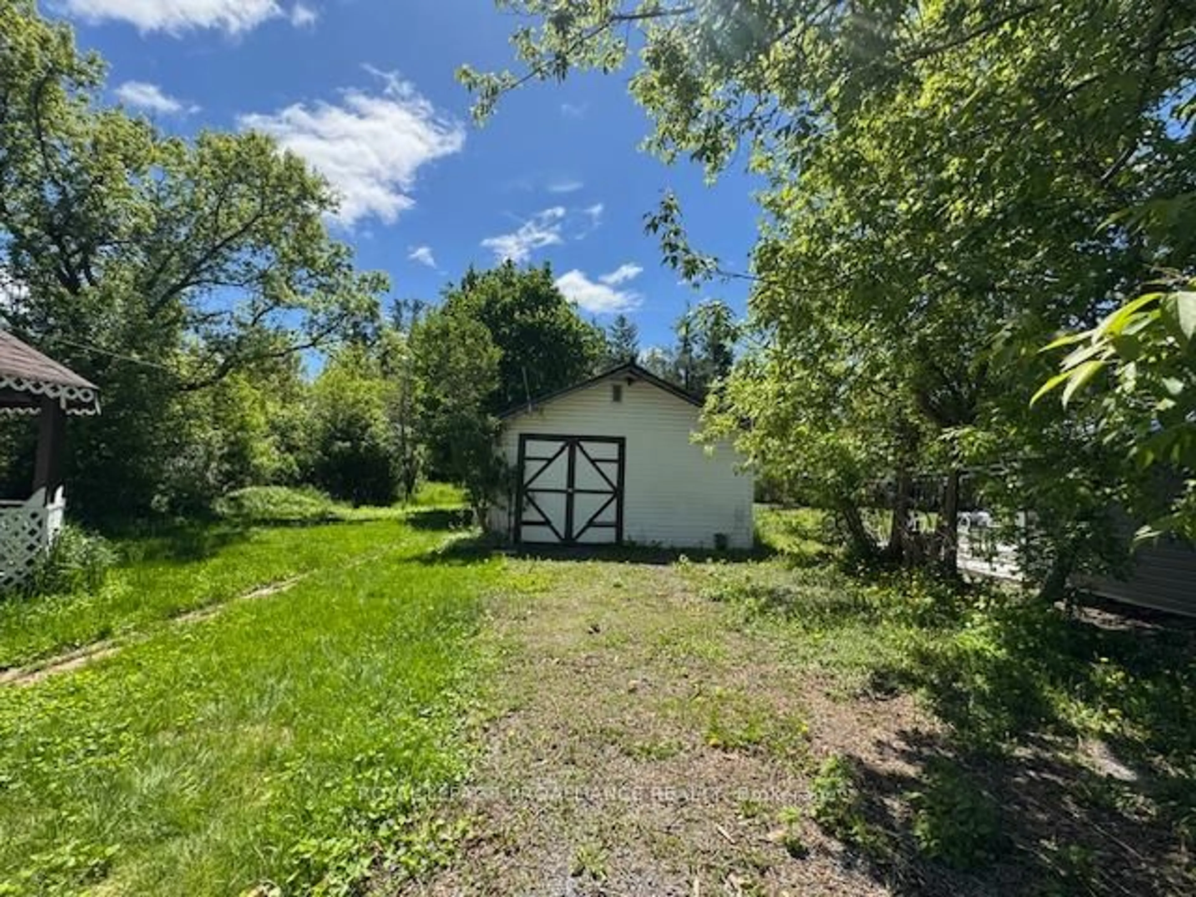 A pic from outside/outdoor area/front of a property/back of a property/a pic from drone, unknown for 217 Norwood Rd, Limoges Ontario K0K 2M0