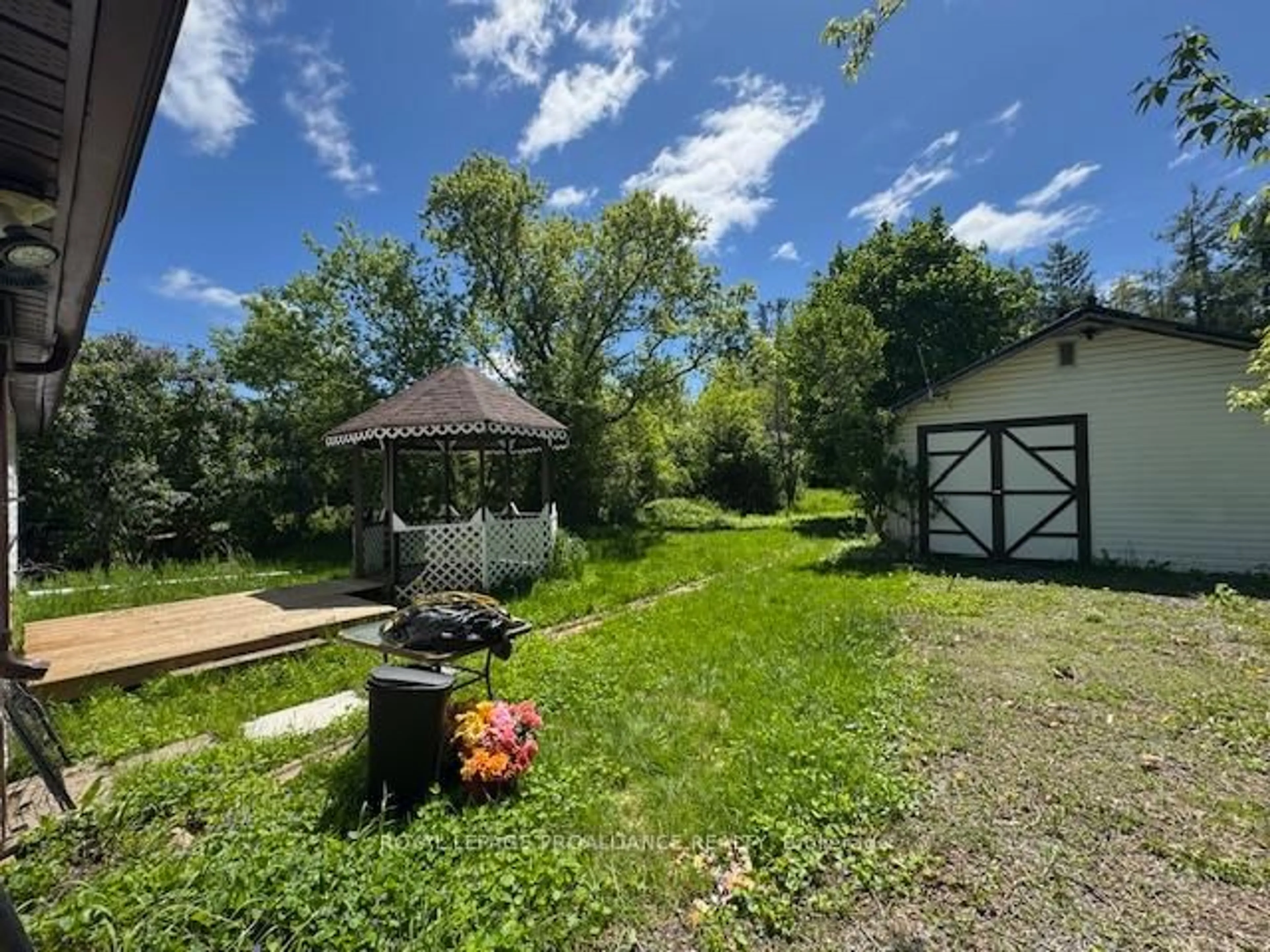 A pic from outside/outdoor area/front of a property/back of a property/a pic from drone, unknown for 217 Norwood Rd, Limoges Ontario K0K 2M0