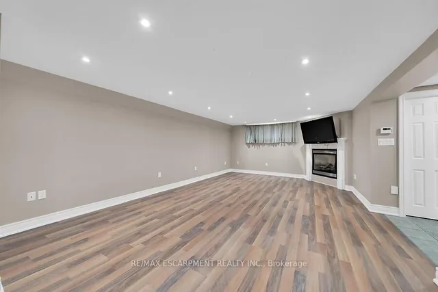 Additional property image - 29 Hardale Cres