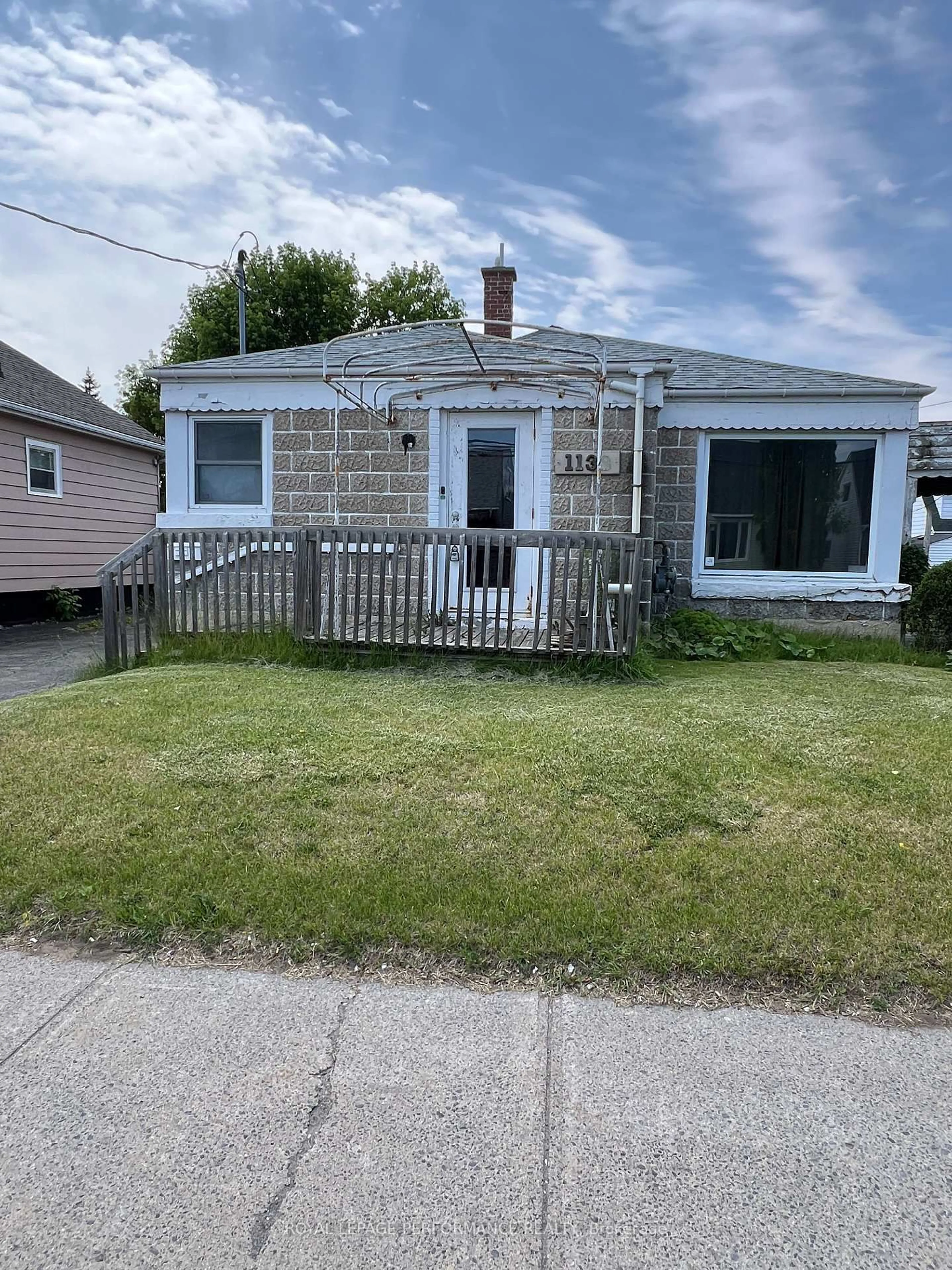 Unknown for 1138 Pitt St, Cornwall Ontario K6J 3T1