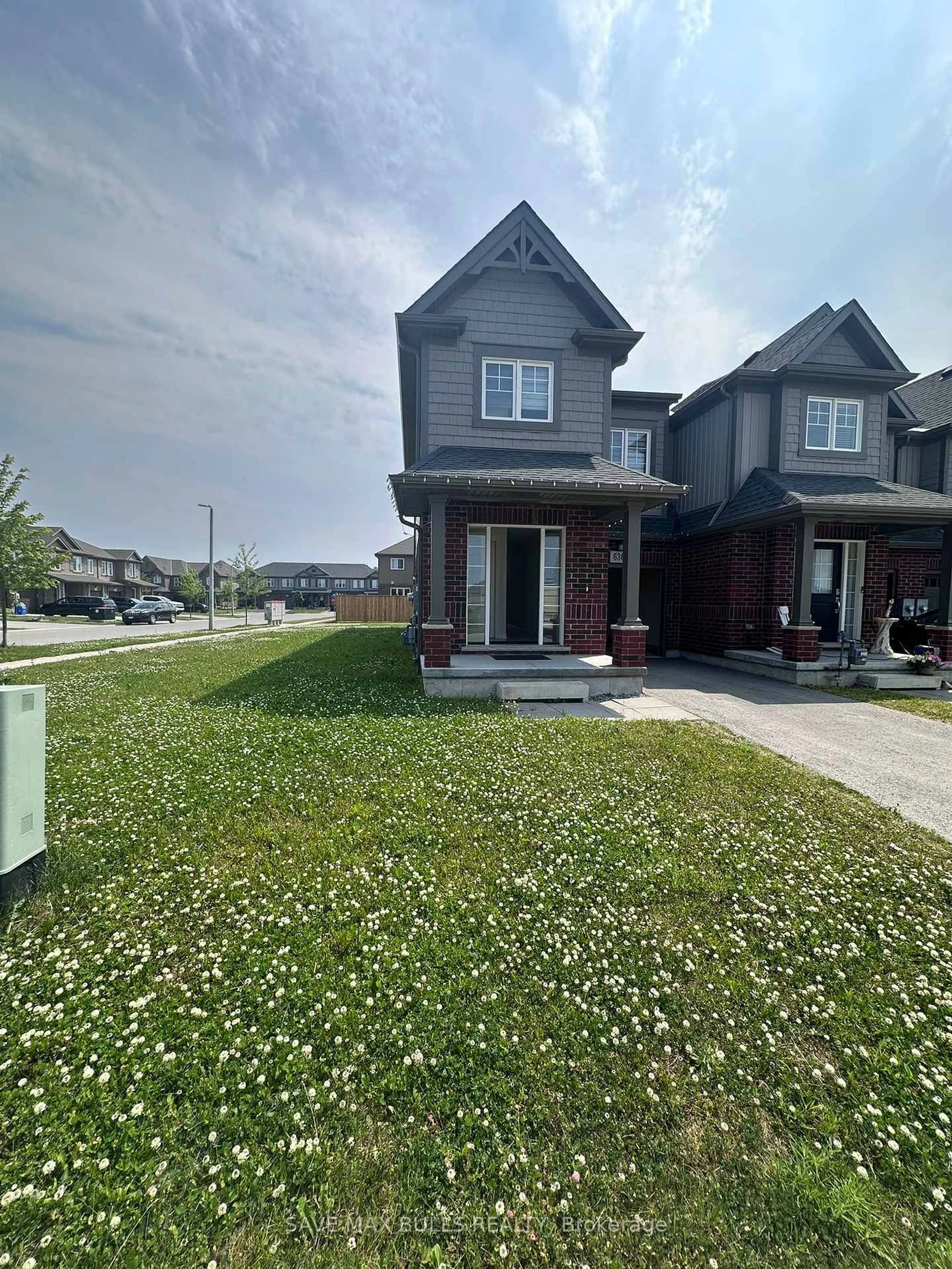 Unknown for 636 Julia Dr, Welland Ontario L3C 0G9