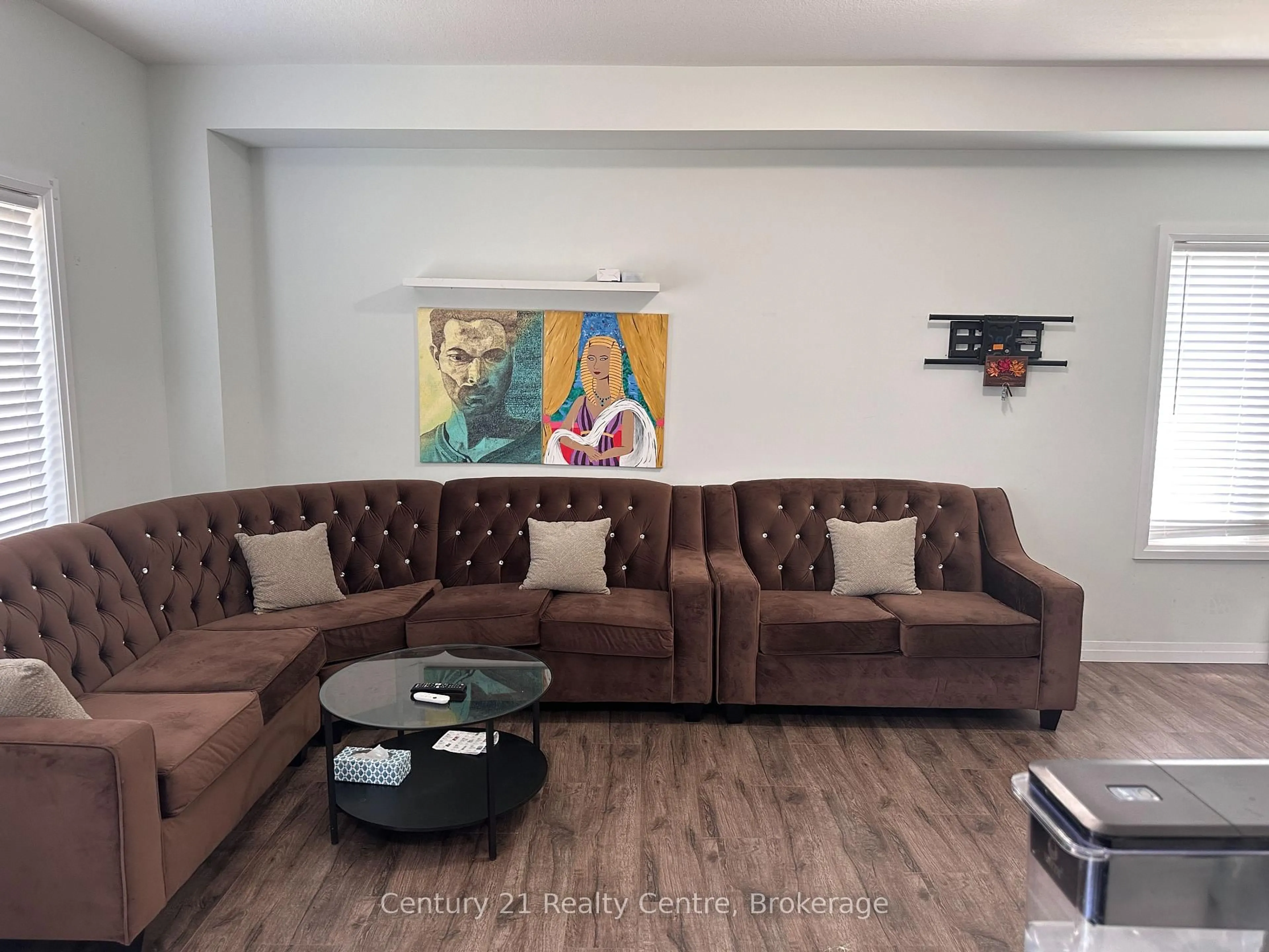 Living room with furniture, unknown for 520 Grey St ##32, Brantford Ontario N3S 1K0