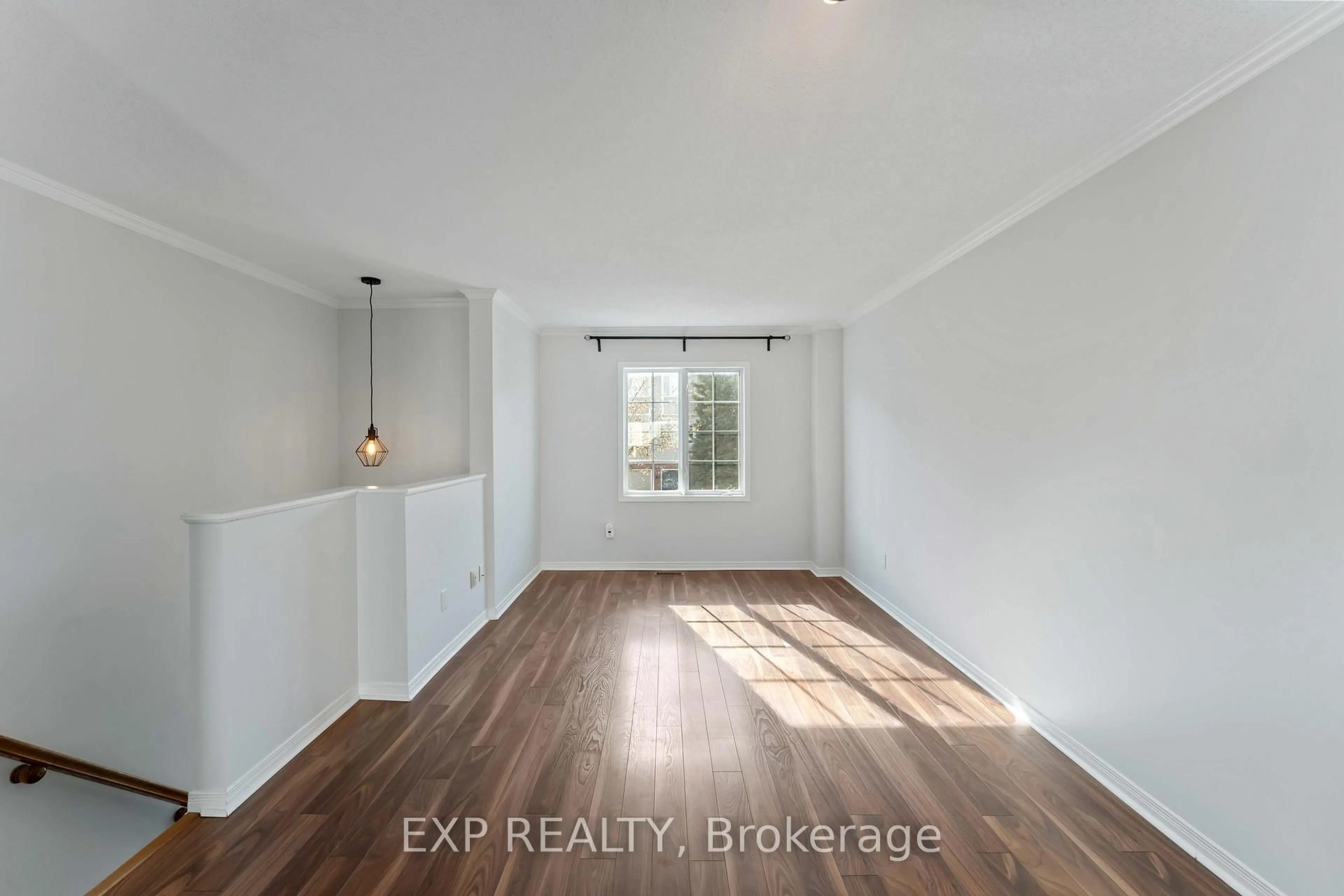 A pic of a room for 21 Yorkville St, Ottawa Ontario K2C 4B6