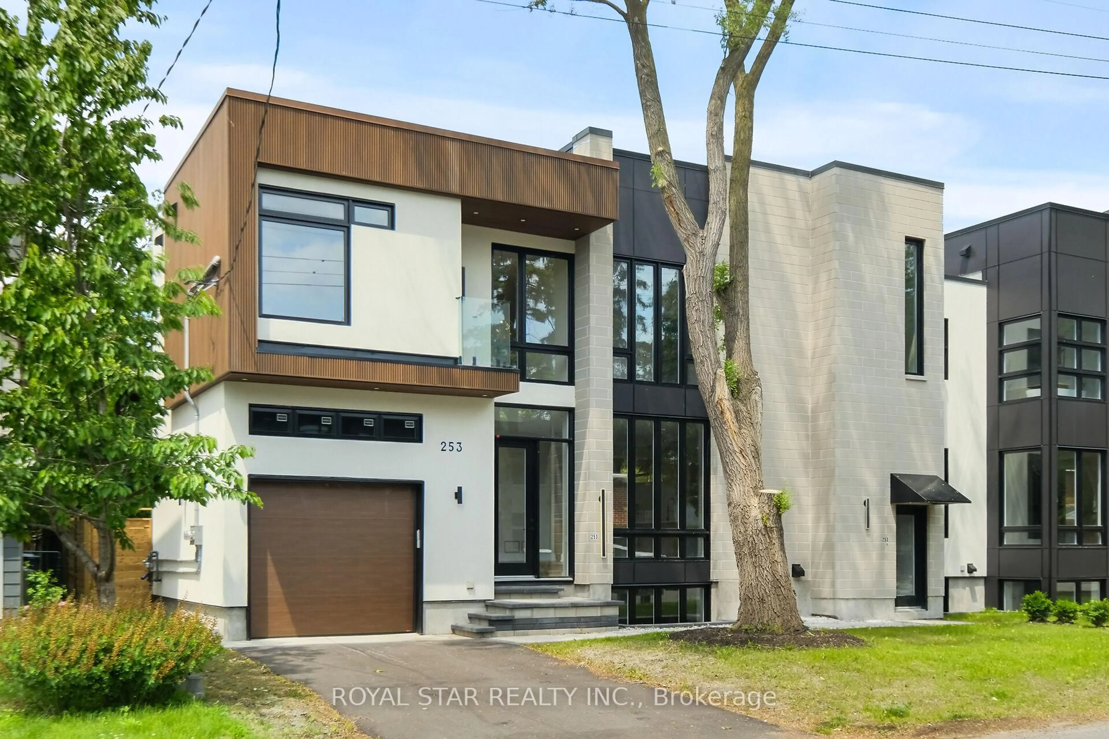 Home with brick exterior material, street for 253 Duncairn Ave, Ottawa Ontario K1Z 5P3