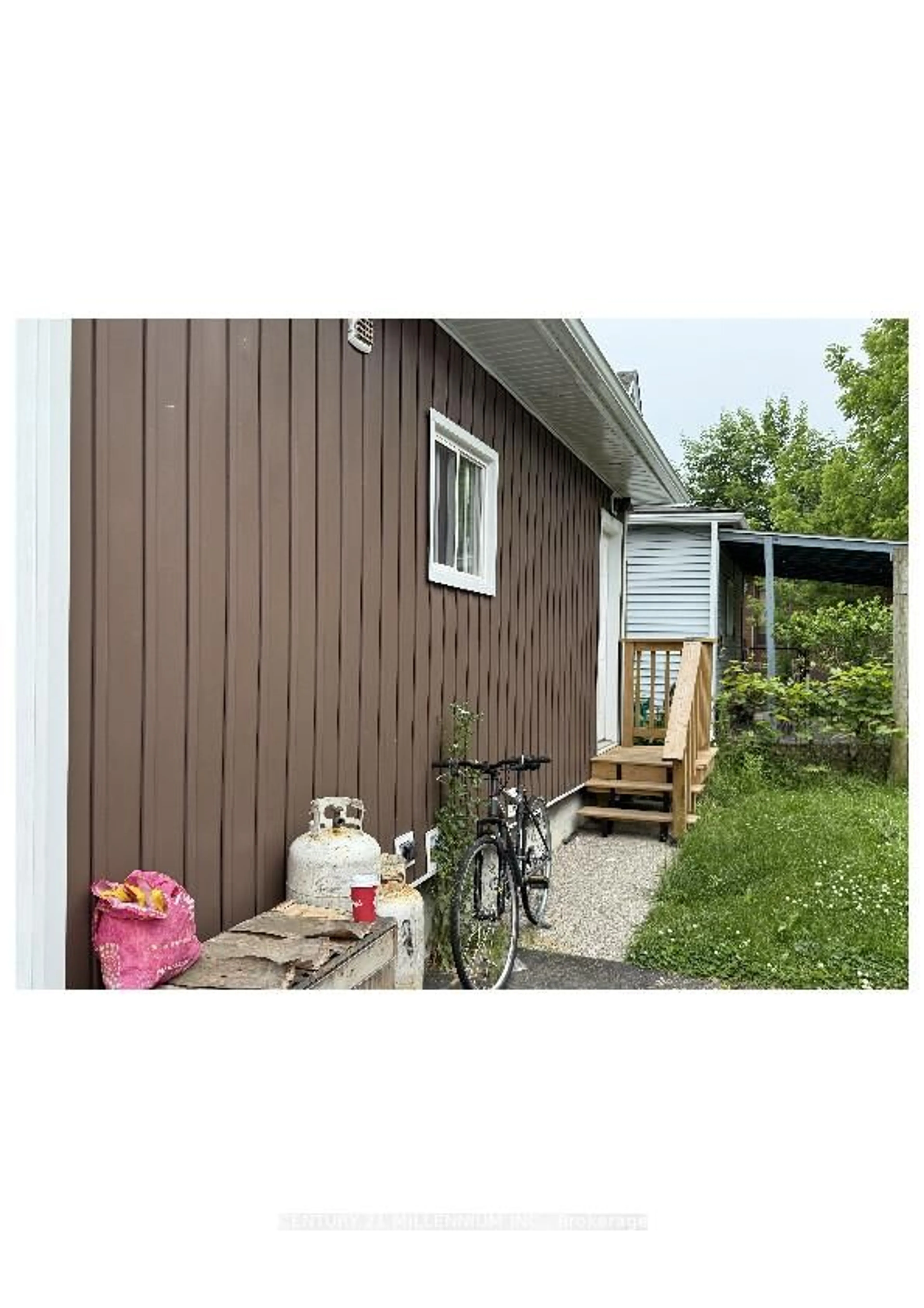 Shed for 4123 Hickson Ave, Niagara Falls Ontario L2E 3K1