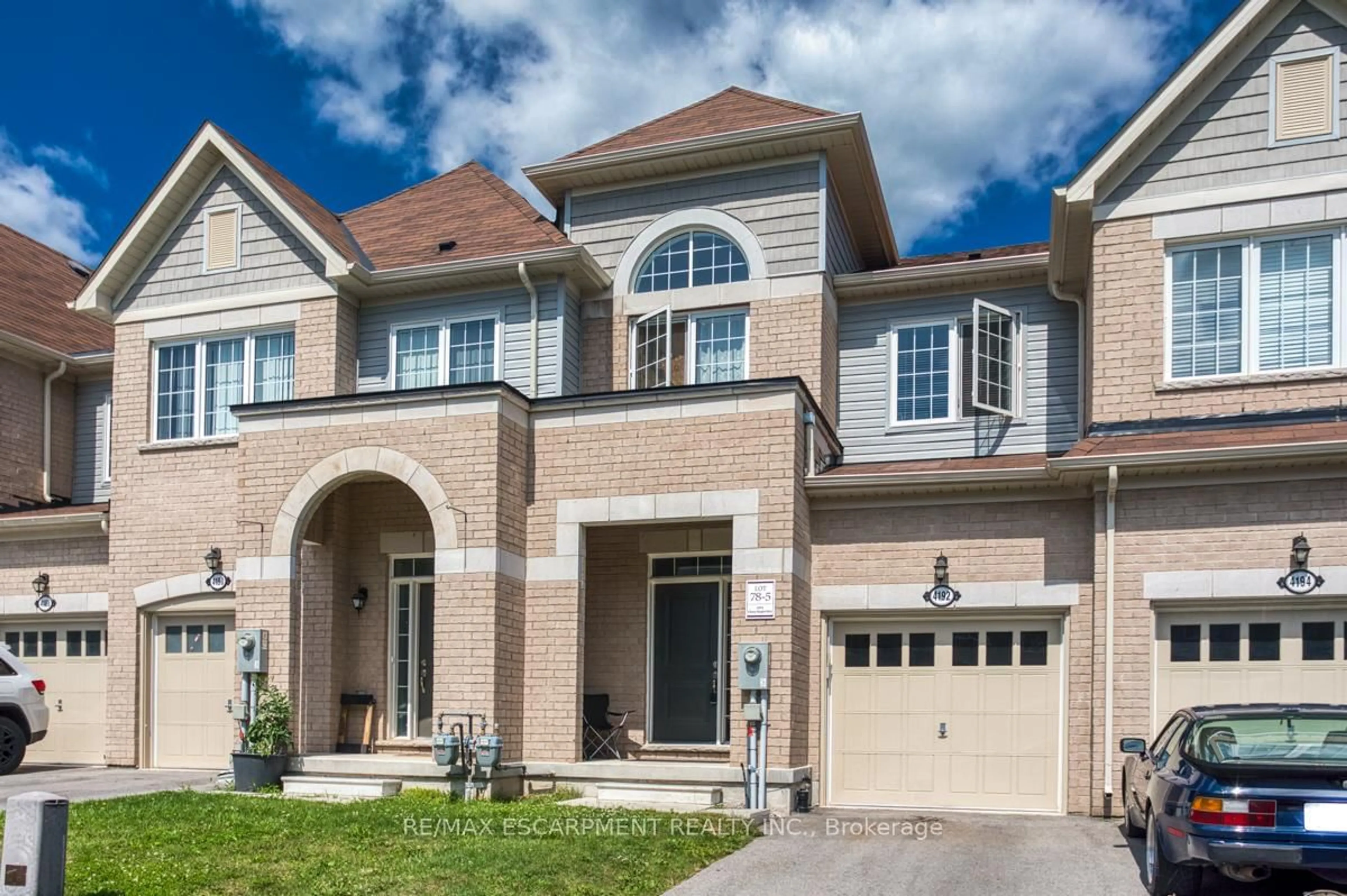 Home with brick exterior material, street for 4192 Cherry Heights Blvd, Lincoln Ontario L3J 0R3
