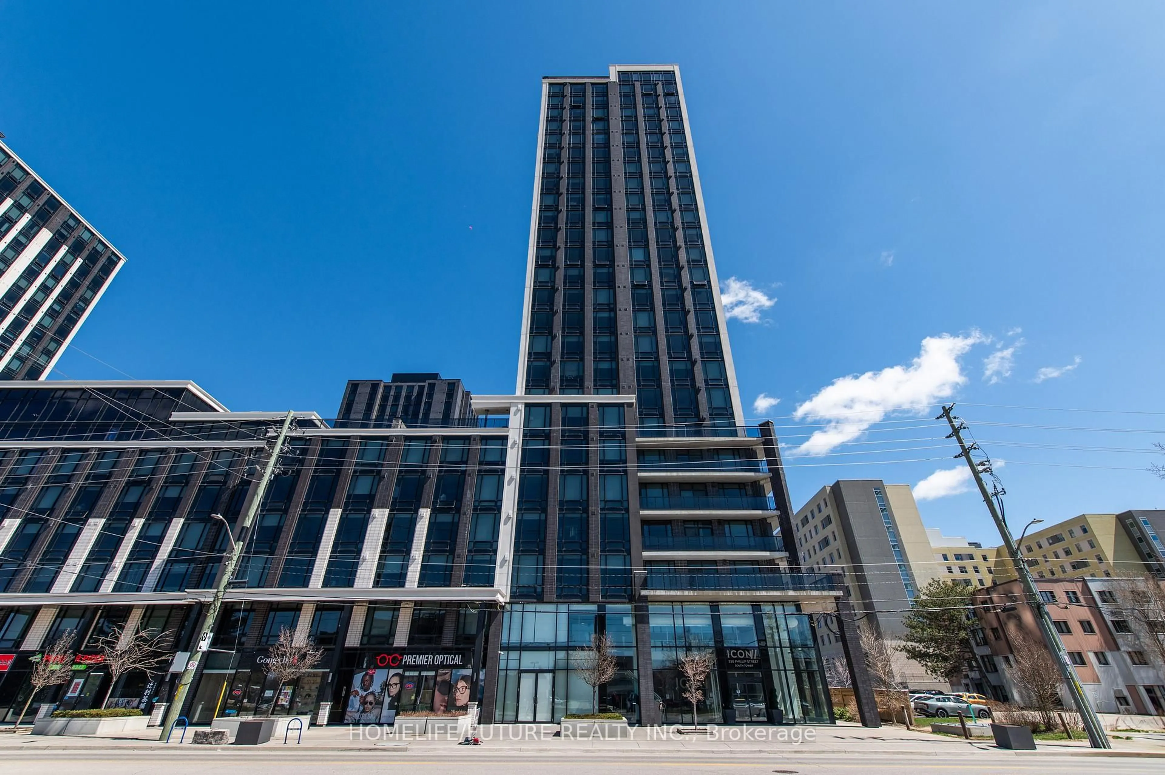 Indoor foyer for 330 Phillip St St #C232, Waterloo Ontario N2L 3W9