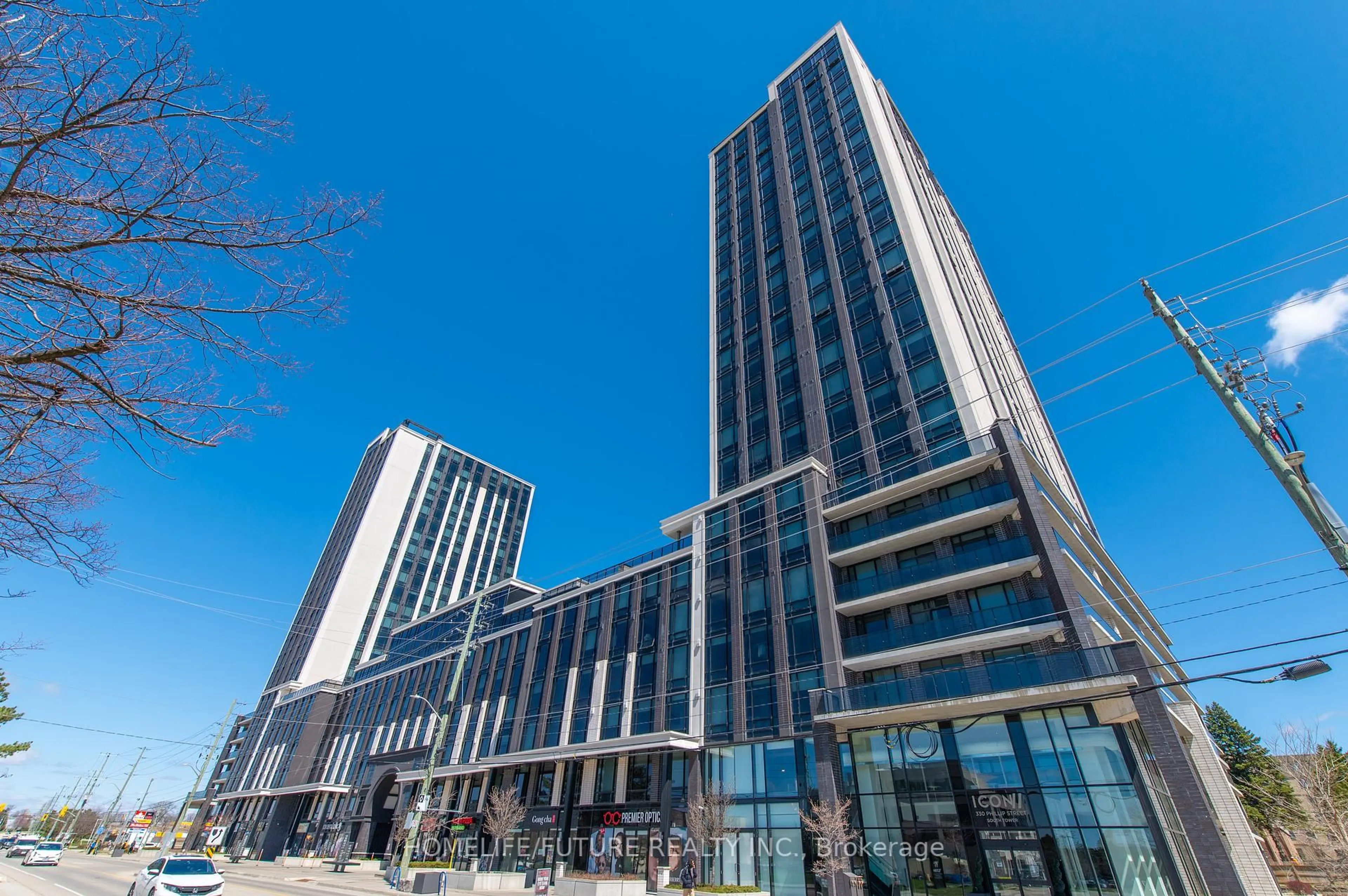 Indoor foyer for 330 Phillip St St #C232, Waterloo Ontario N2L 3W9