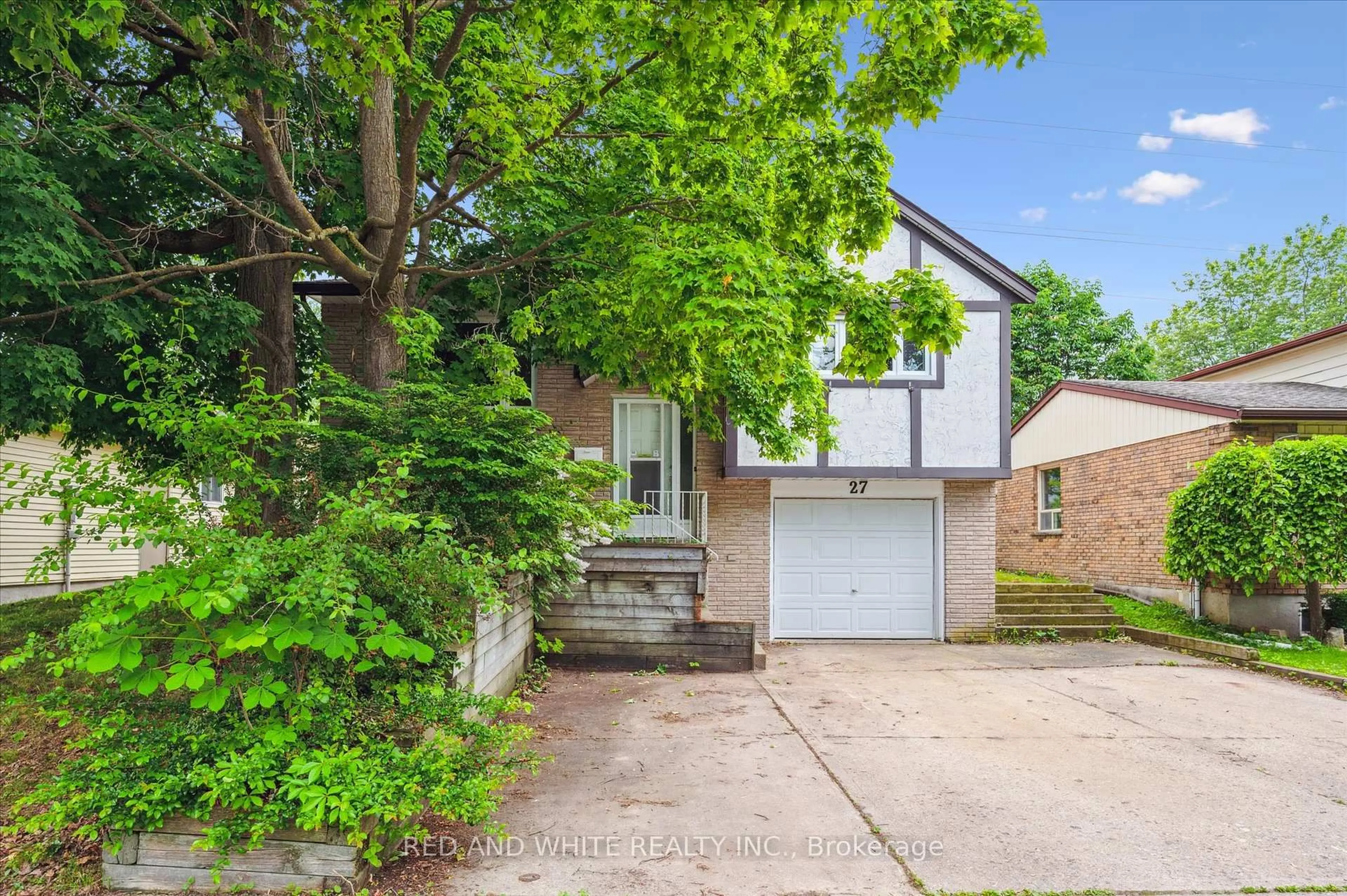 Unknown for 27 Sugar Maple St, Kitchener Ontario N2N 1X4