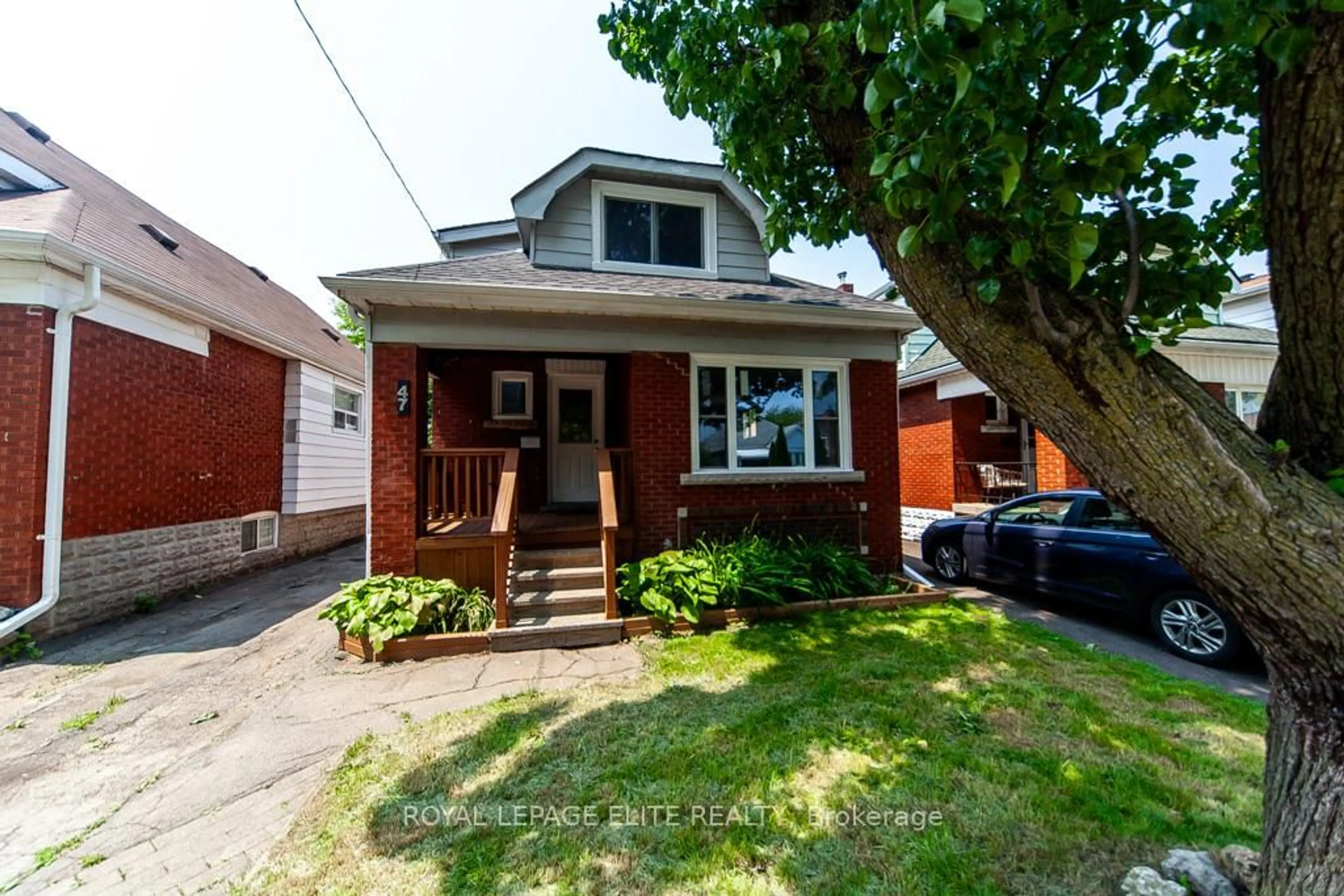 Unknown for 47 Weir St, Hamilton Ontario L8H 5E7