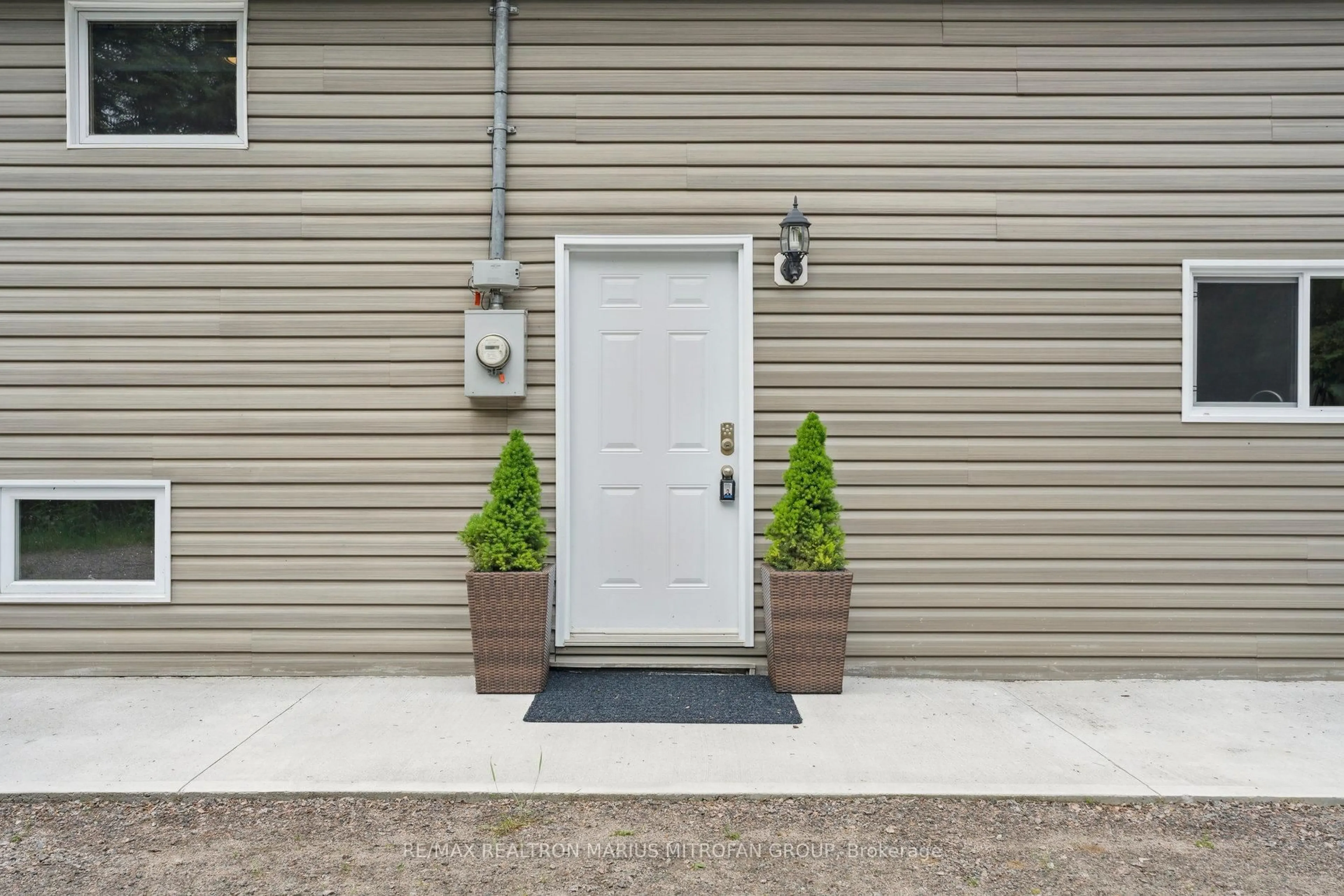 Unknown for 344 East Whalley Lake Rd, Magnetawan Ontario P0A 1P0